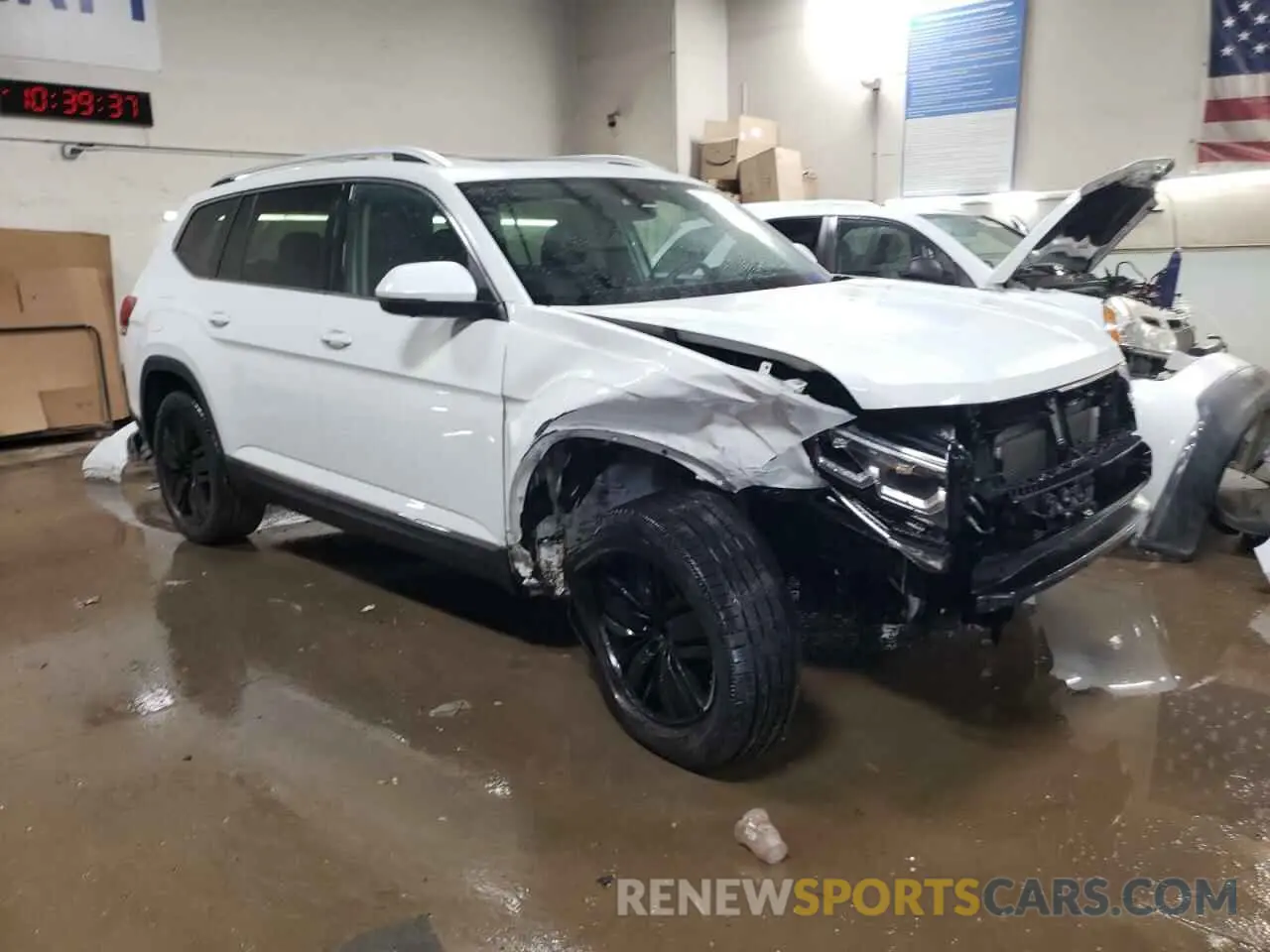 4 fotografías del automóvil dañado 1V2NR2CA5KC622802 VOLKSWAGEN ATLAS 2019