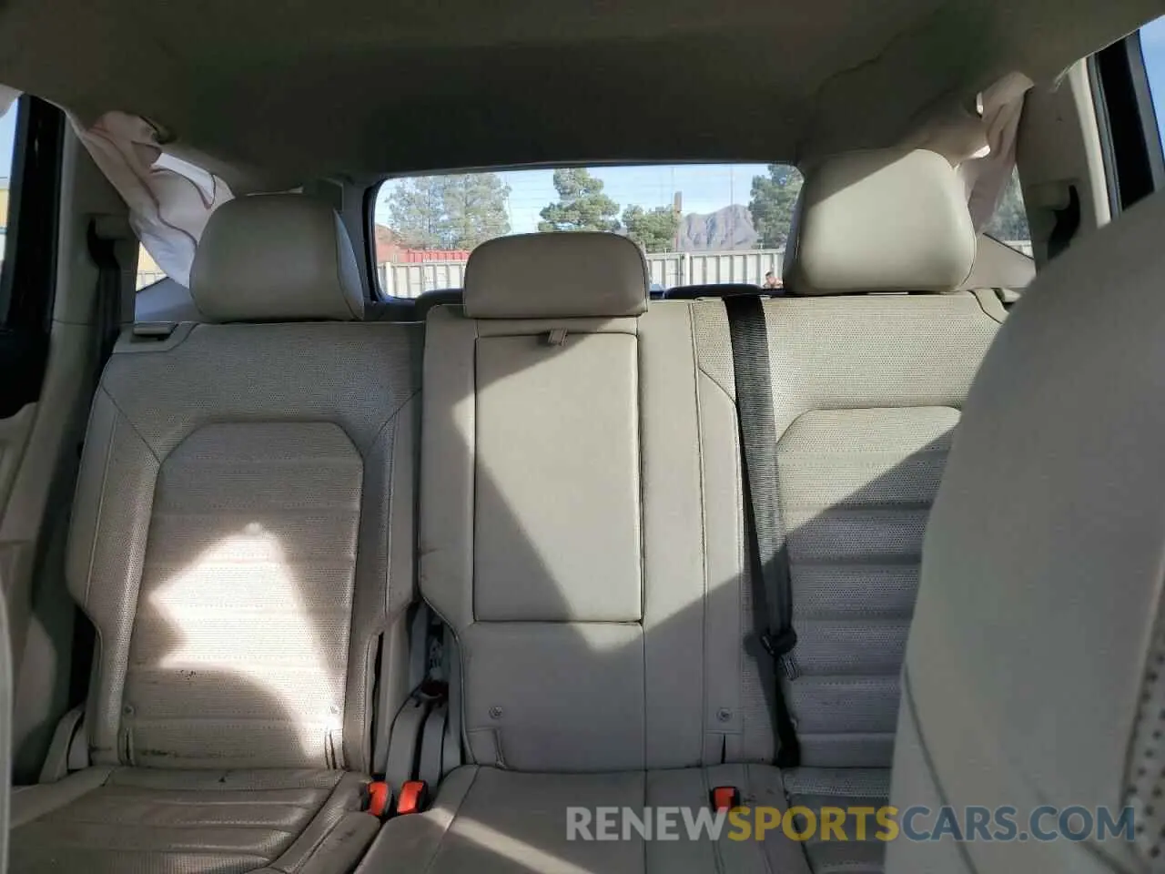 10 fotografías del automóvil dañado 1V2NR2CA6KC503267 VOLKSWAGEN ATLAS 2019