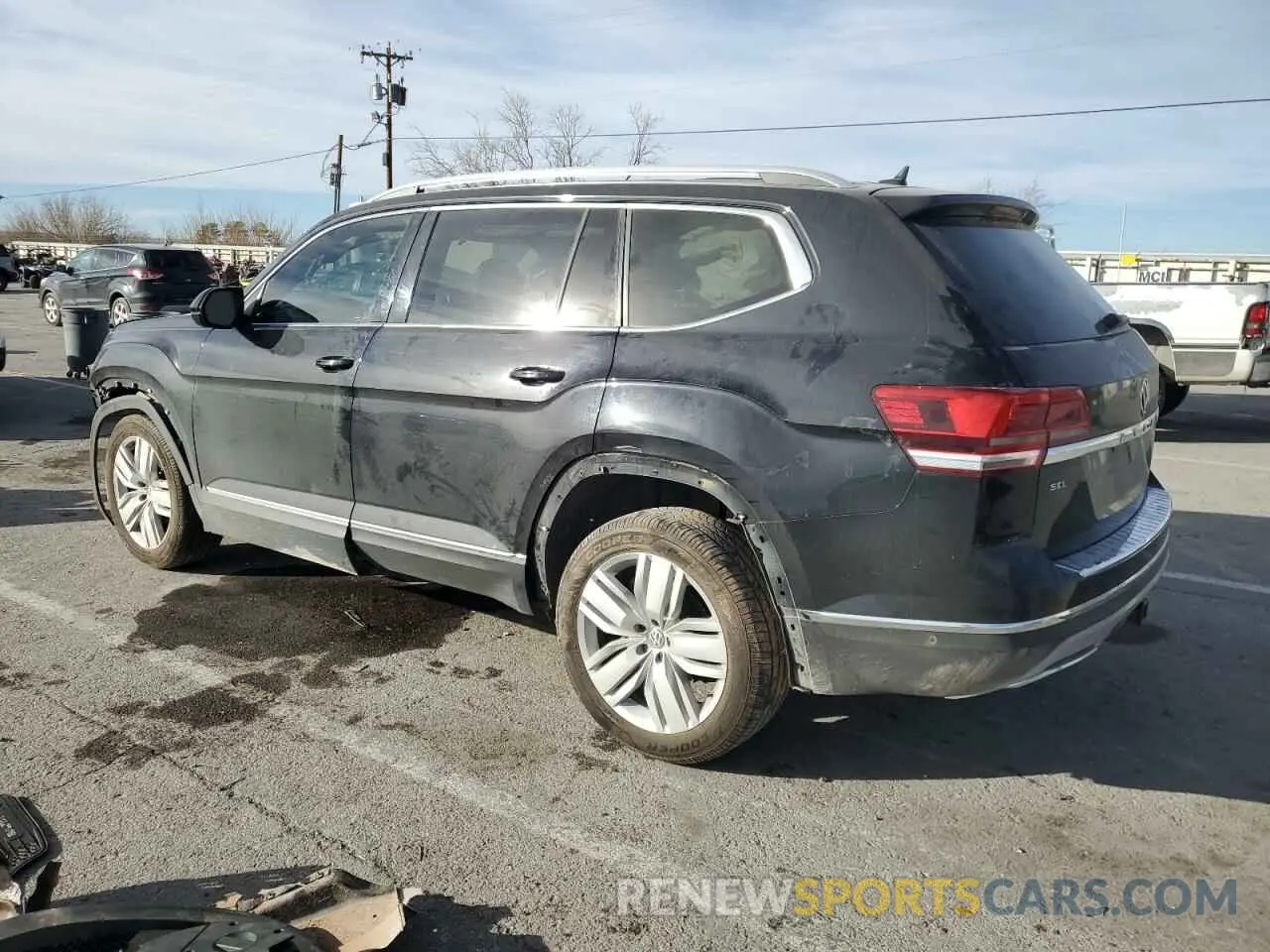 2 fotografías del automóvil dañado 1V2NR2CA6KC503267 VOLKSWAGEN ATLAS 2019