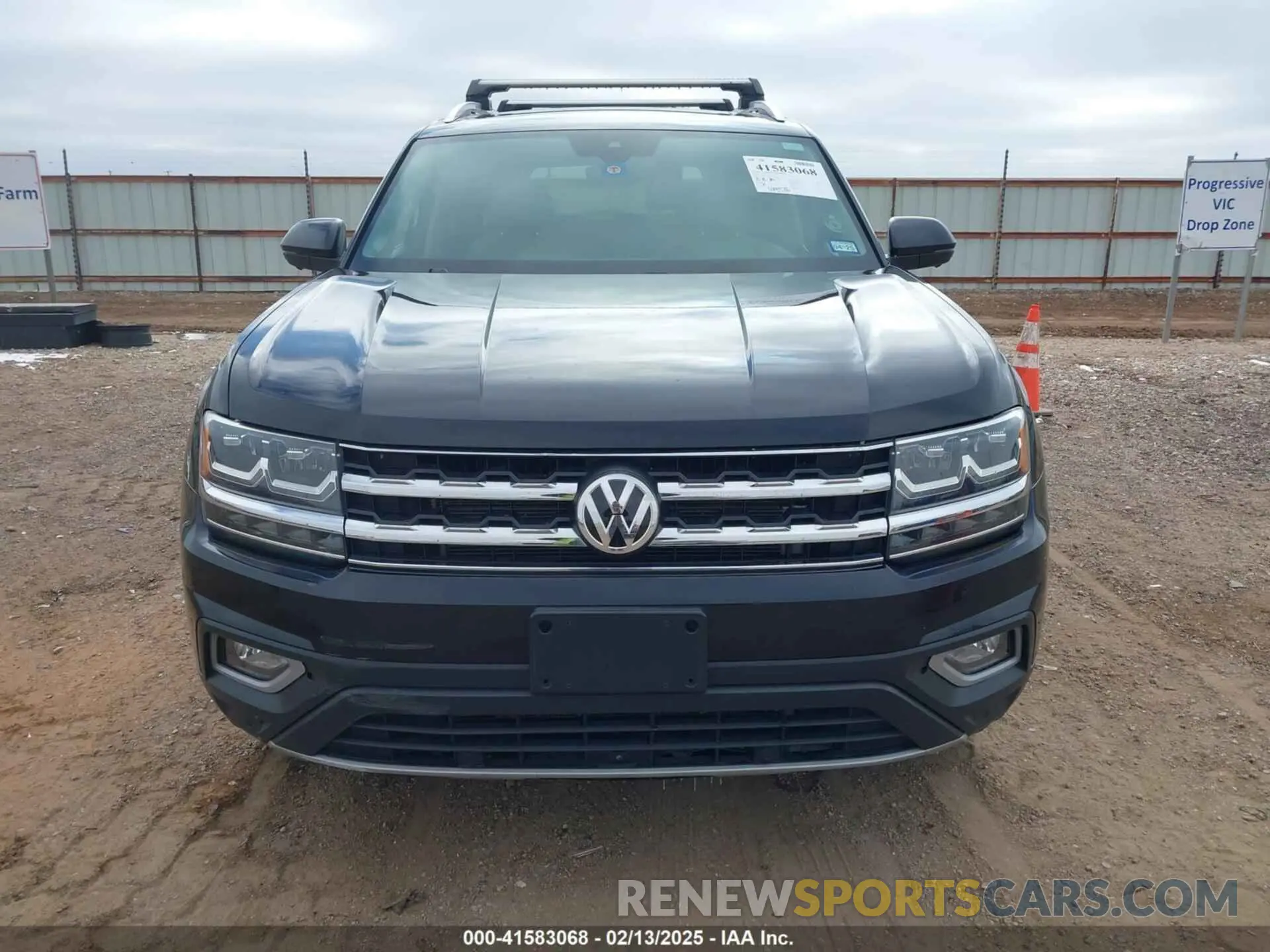 11 fotografías del automóvil dañado 1V2NR2CAXKC550320 VOLKSWAGEN ATLAS 2019