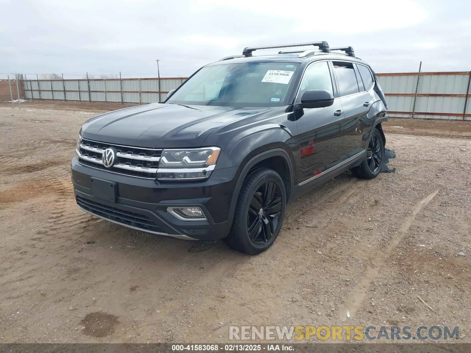 2 fotografías del automóvil dañado 1V2NR2CAXKC550320 VOLKSWAGEN ATLAS 2019