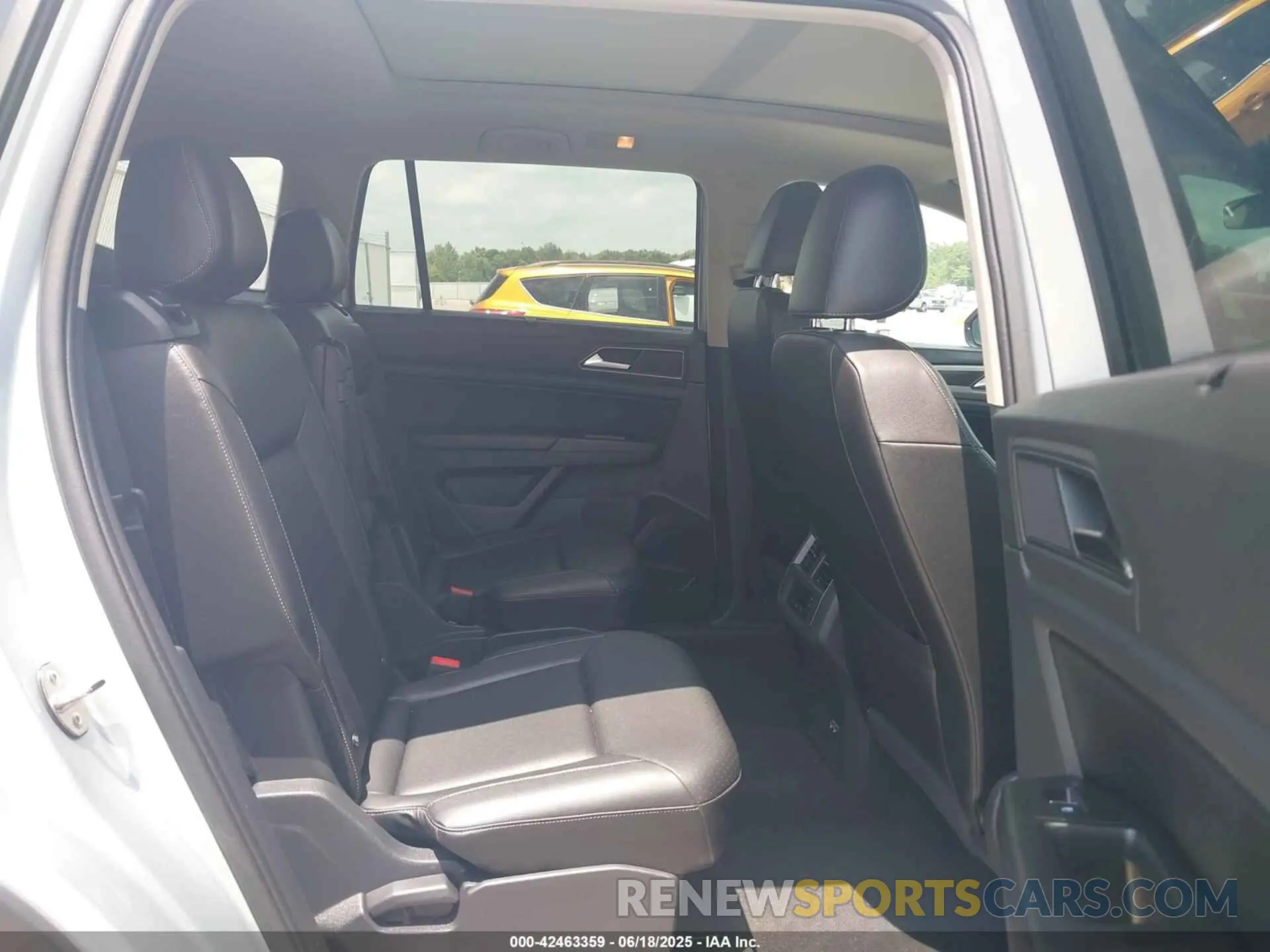 8 fotografías del automóvil dañado 1V2RR2CA1KC536548 VOLKSWAGEN ATLAS 2019