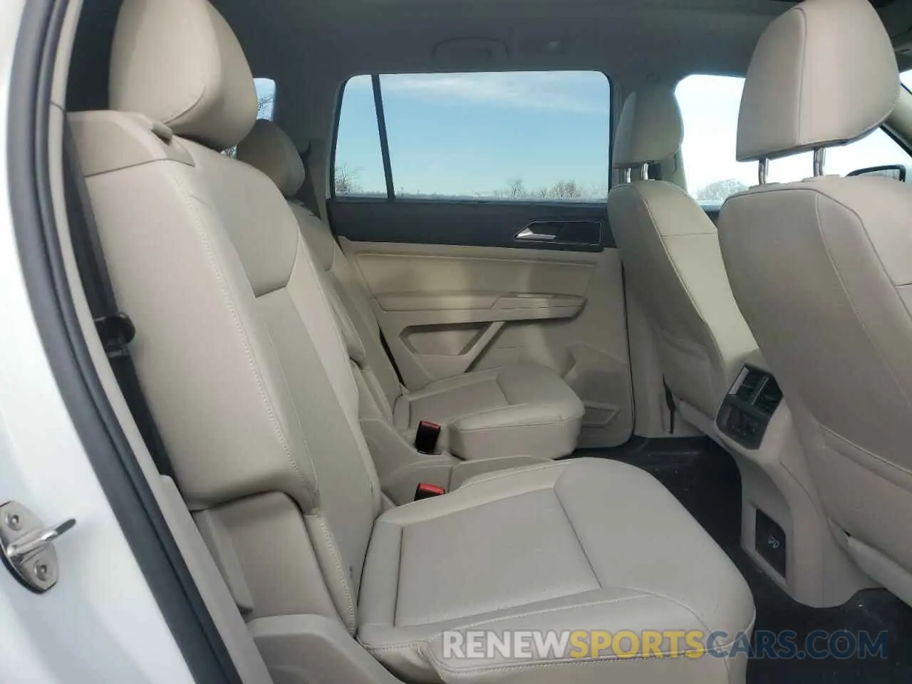11 fotografías del automóvil dañado 1V2RR2CA6KC556679 VOLKSWAGEN ATLAS 2019