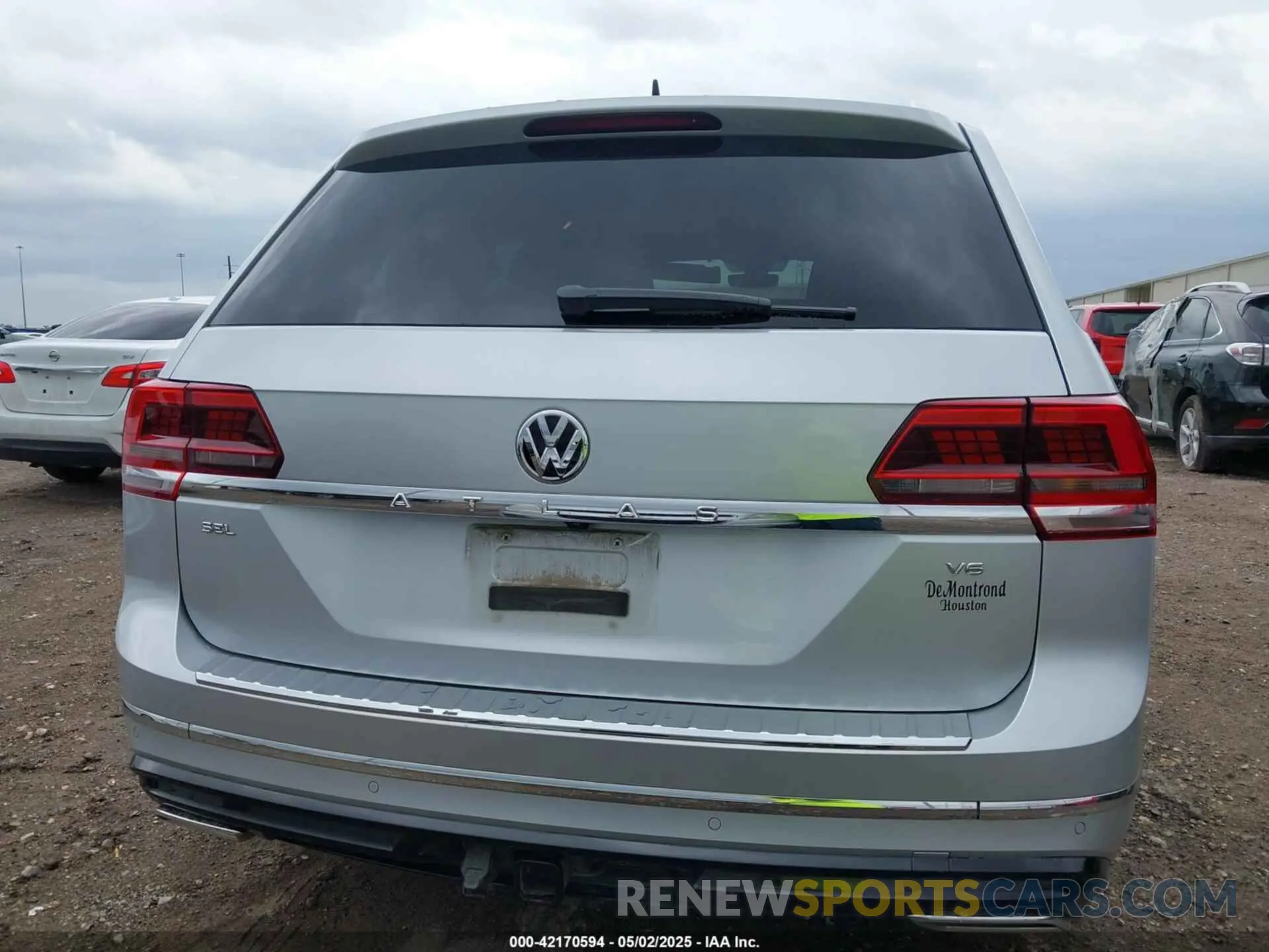 16 fotografías del automóvil dañado 1V2SR2CAXKC618621 VOLKSWAGEN ATLAS 2019