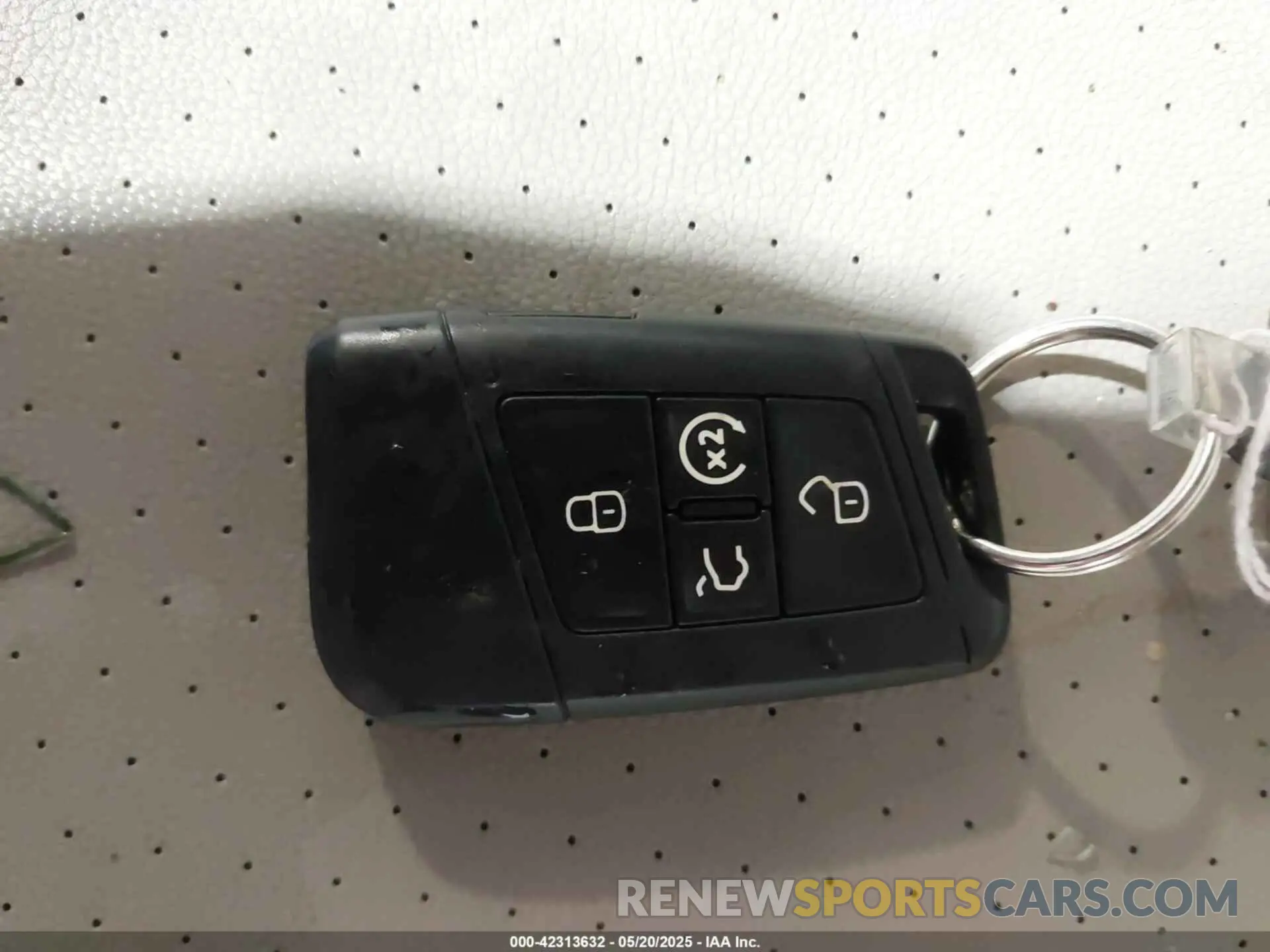 11 fotografías del automóvil dañado 1V2UR2CA0KC506192 VOLKSWAGEN ATLAS 2019
