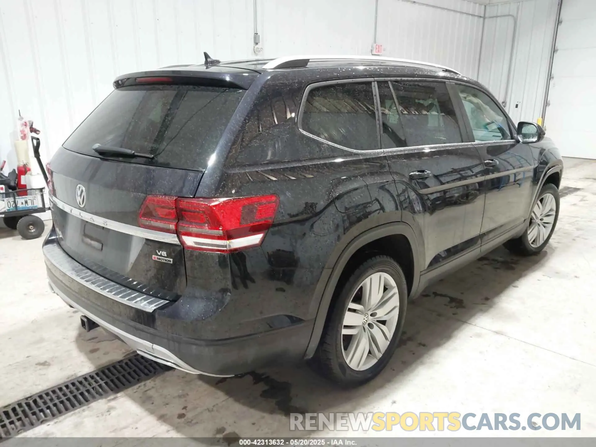 4 fotografías del automóvil dañado 1V2UR2CA0KC506192 VOLKSWAGEN ATLAS 2019