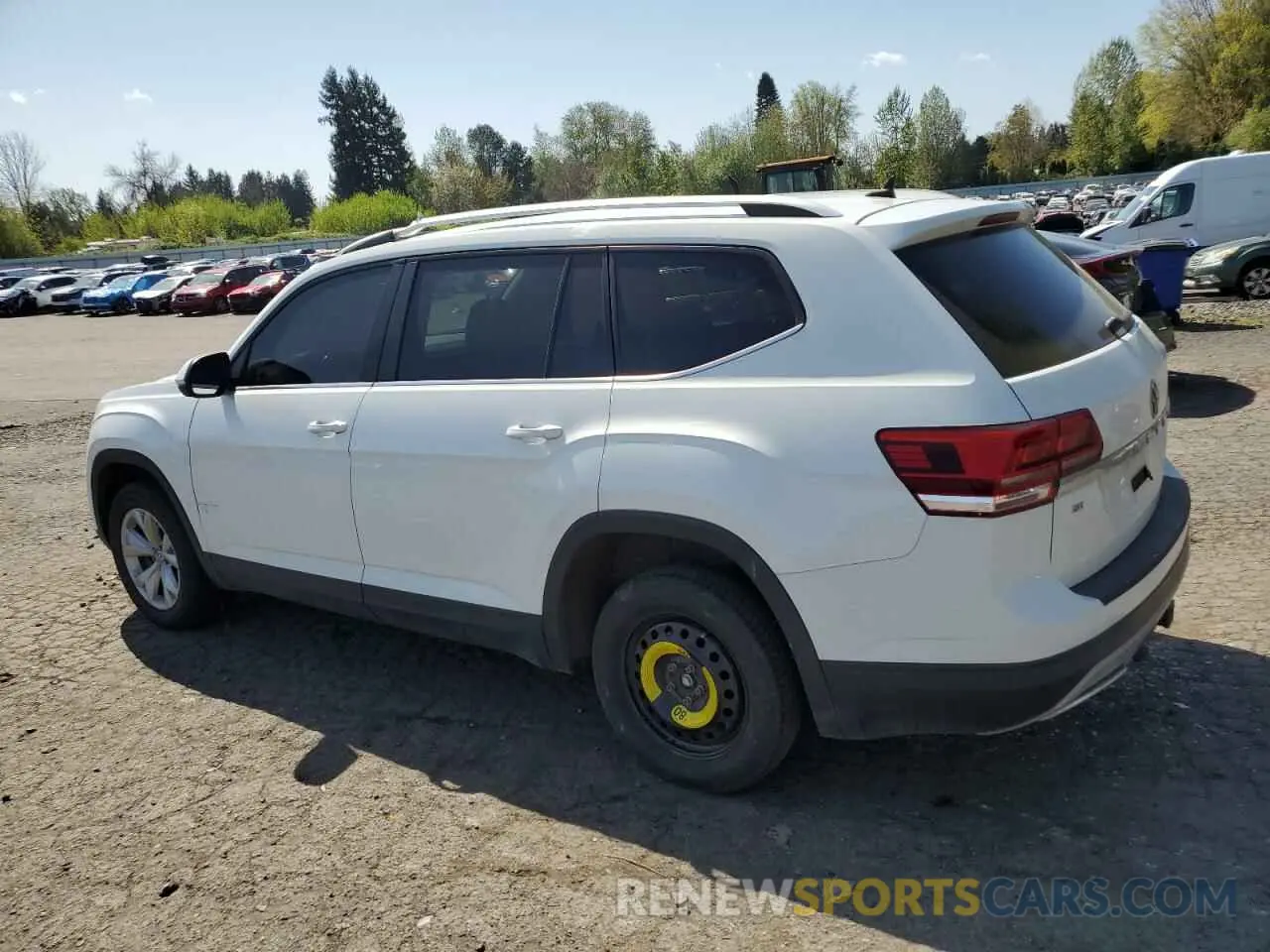 2 fotografías del automóvil dañado 1V2UR2CA1KC510302 VOLKSWAGEN ATLAS 2019