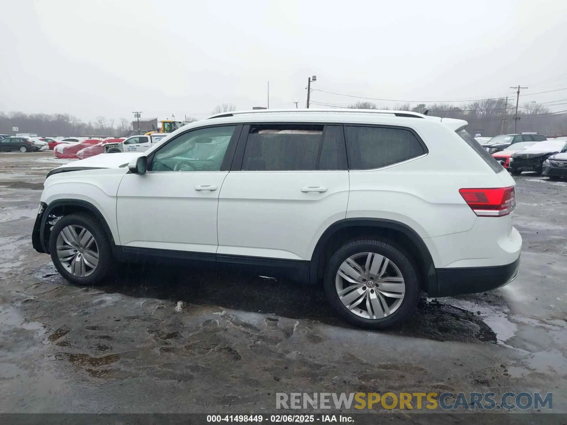 14 fotografías del automóvil dañado 1V2UR2CA1KC538147 VOLKSWAGEN ATLAS 2019