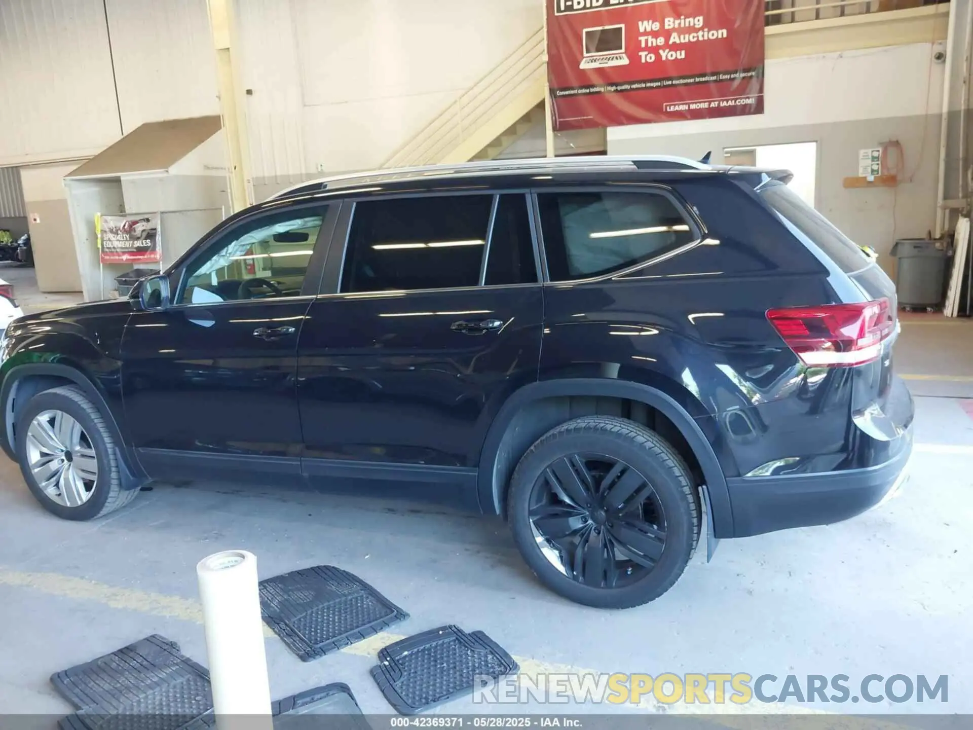 14 fotografías del automóvil dañado 1V2UR2CA2KC515962 VOLKSWAGEN ATLAS 2019