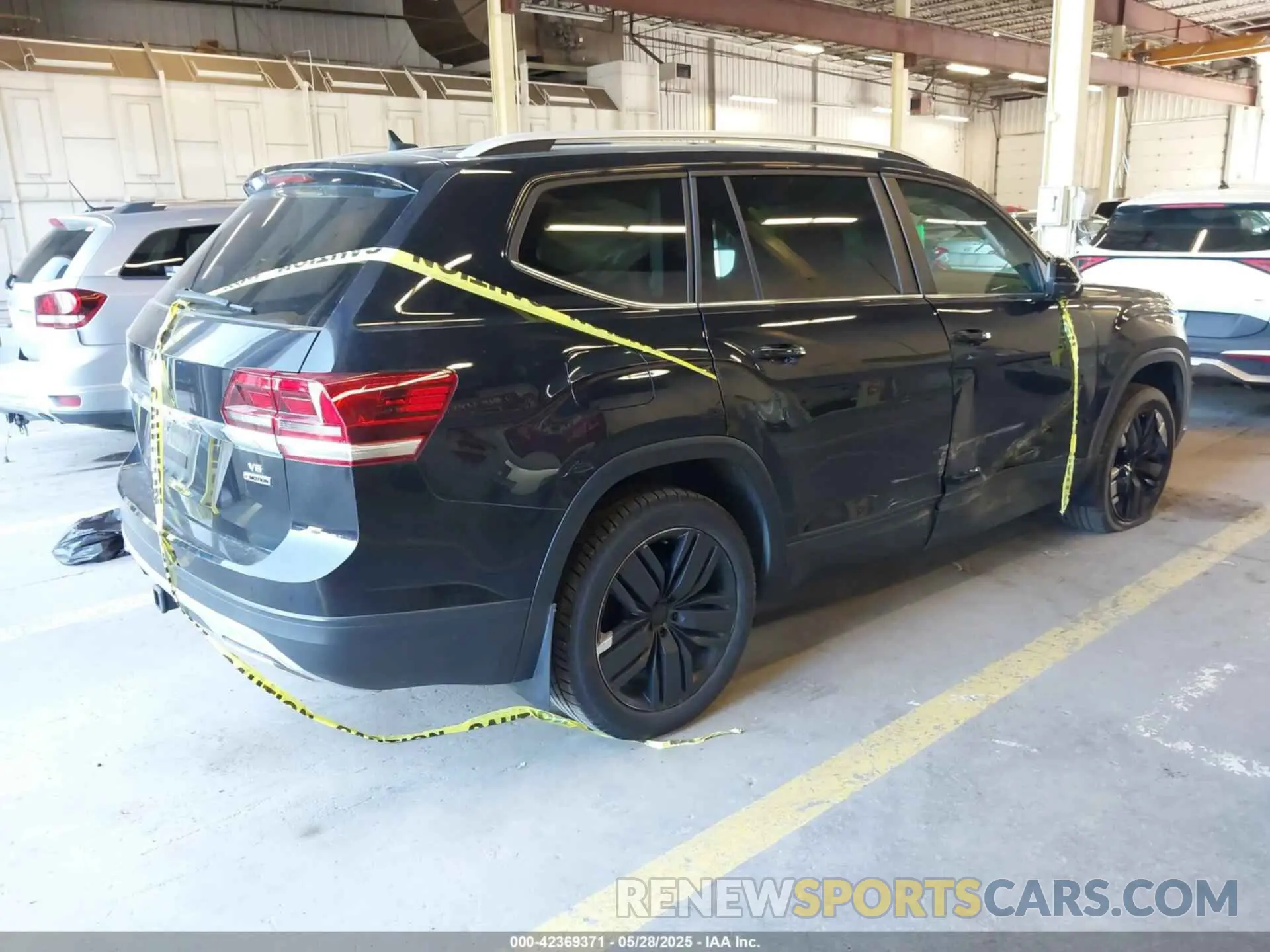 4 fotografías del automóvil dañado 1V2UR2CA2KC515962 VOLKSWAGEN ATLAS 2019