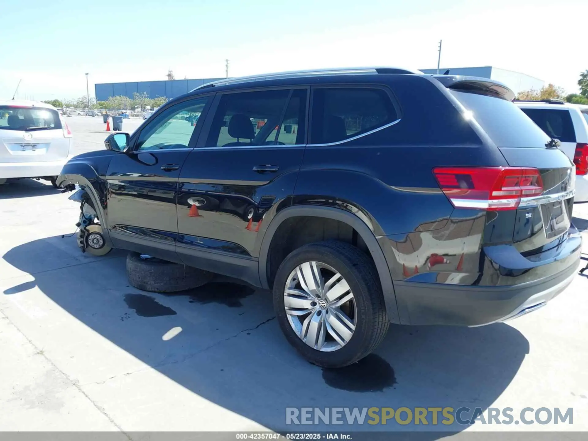 3 fotografías del automóvil dañado 1V2UR2CA2KC528291 VOLKSWAGEN ATLAS 2019