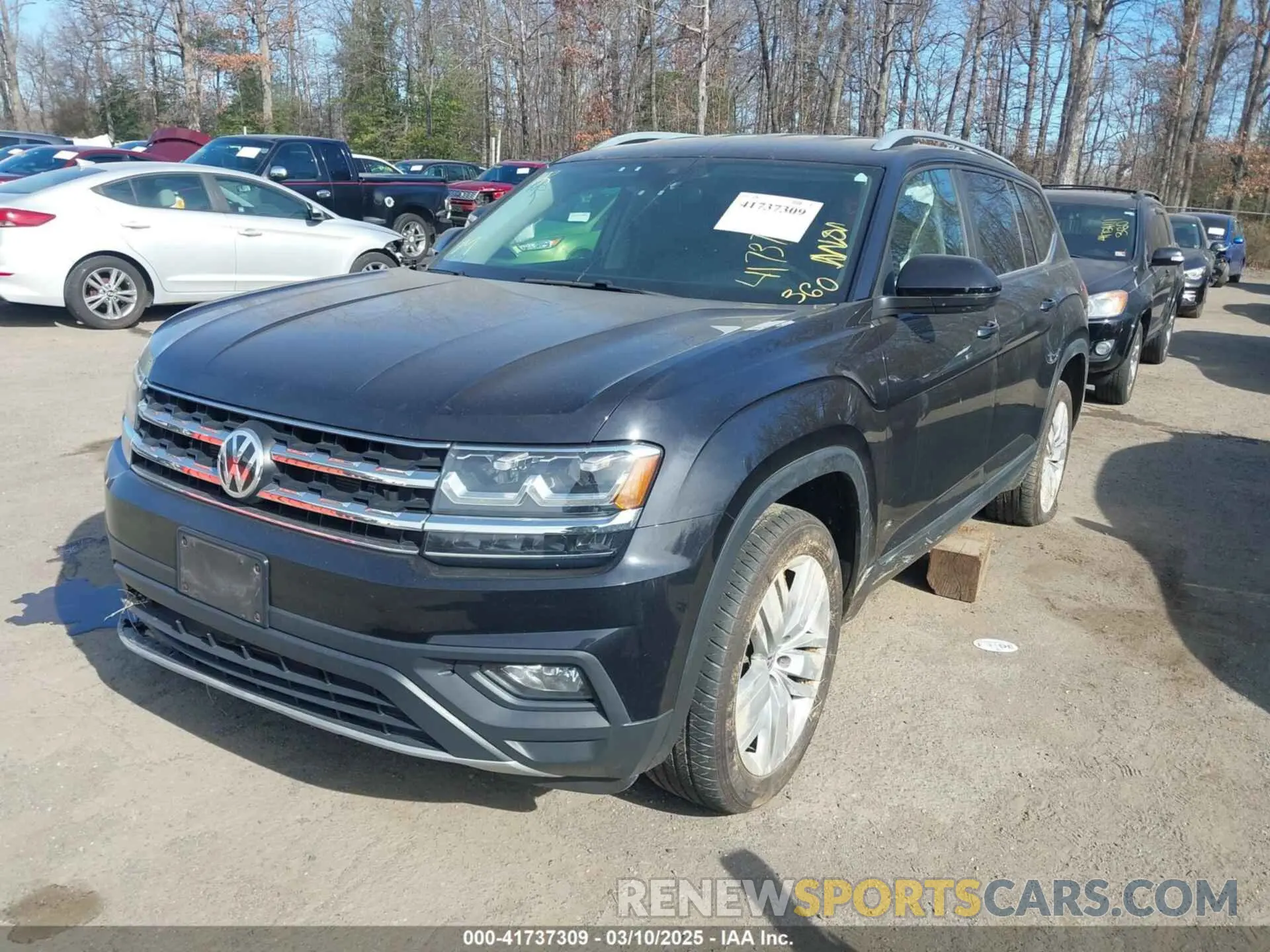 2 fotografías del automóvil dañado 1V2UR2CA2KC549769 VOLKSWAGEN ATLAS 2019