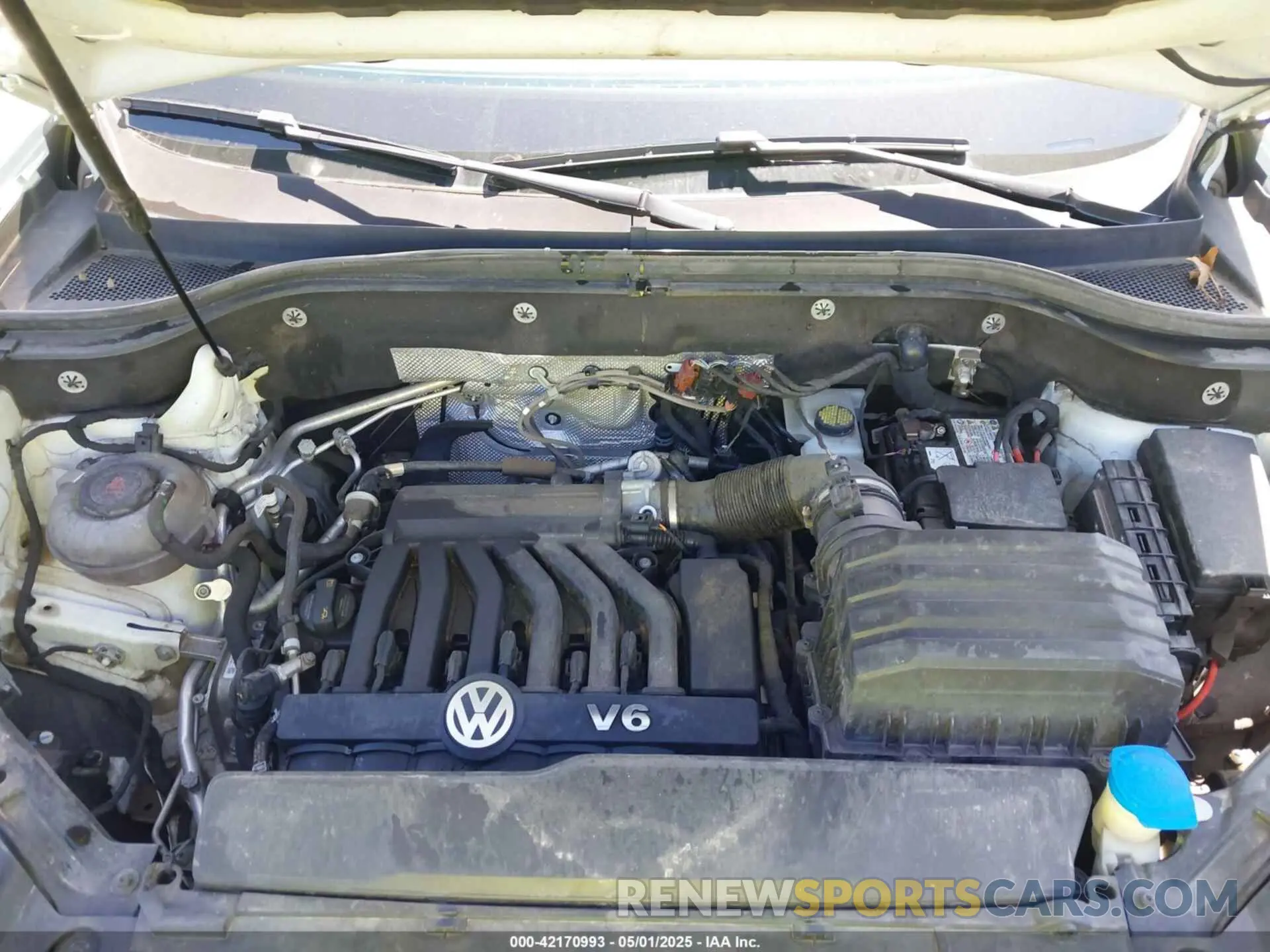 10 fotografías del automóvil dañado 1V2UR2CA2KC590287 VOLKSWAGEN ATLAS 2019