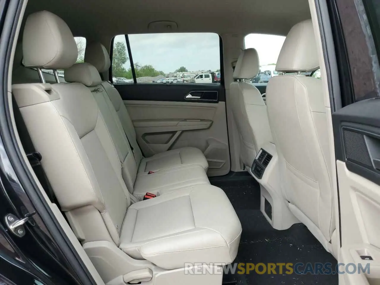 11 fotografías del automóvil dañado 1V2UR2CA4KC522363 VOLKSWAGEN ATLAS 2019