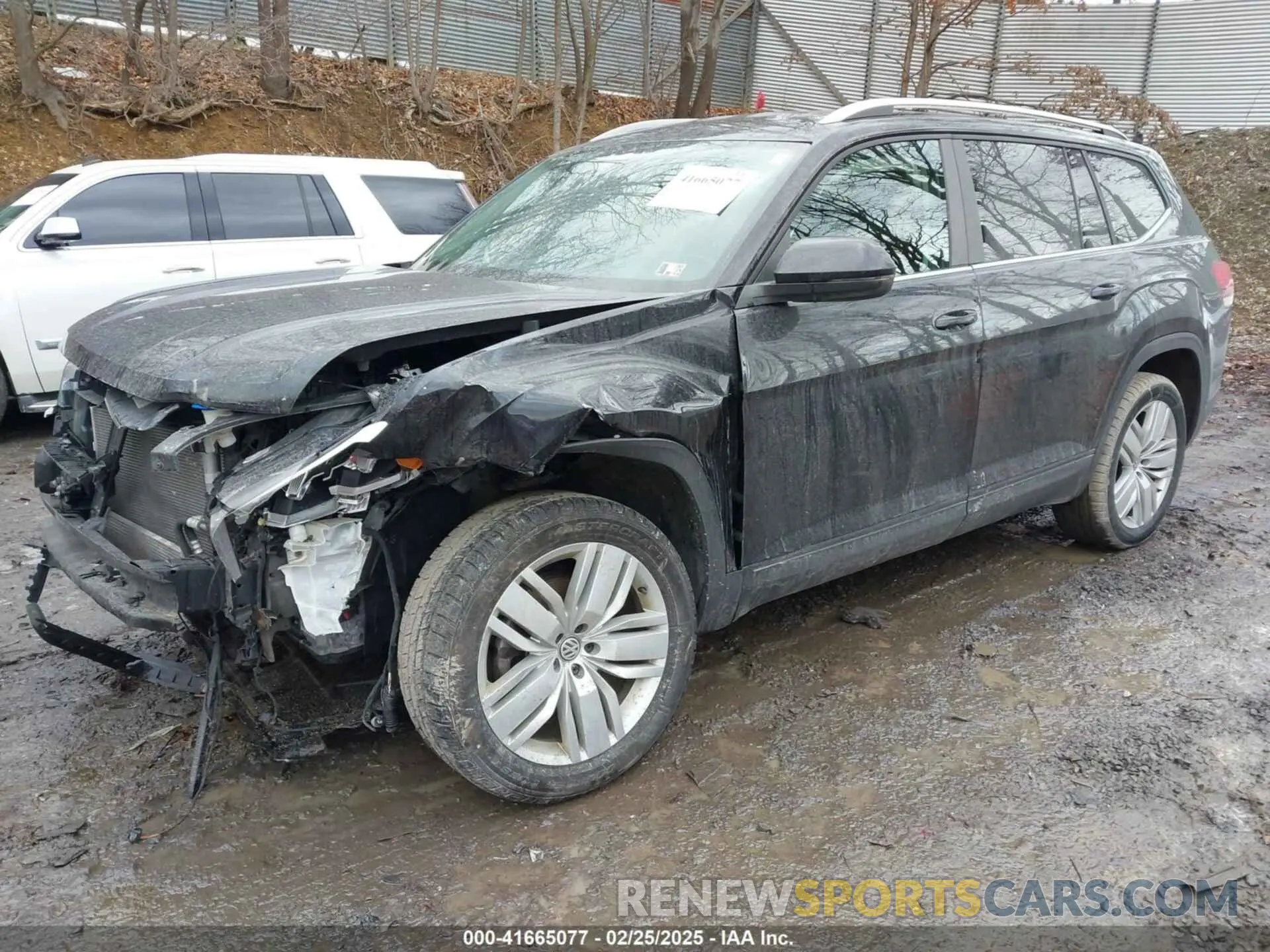 2 fotografías del automóvil dañado 1V2UR2CA5KC532996 VOLKSWAGEN ATLAS 2019