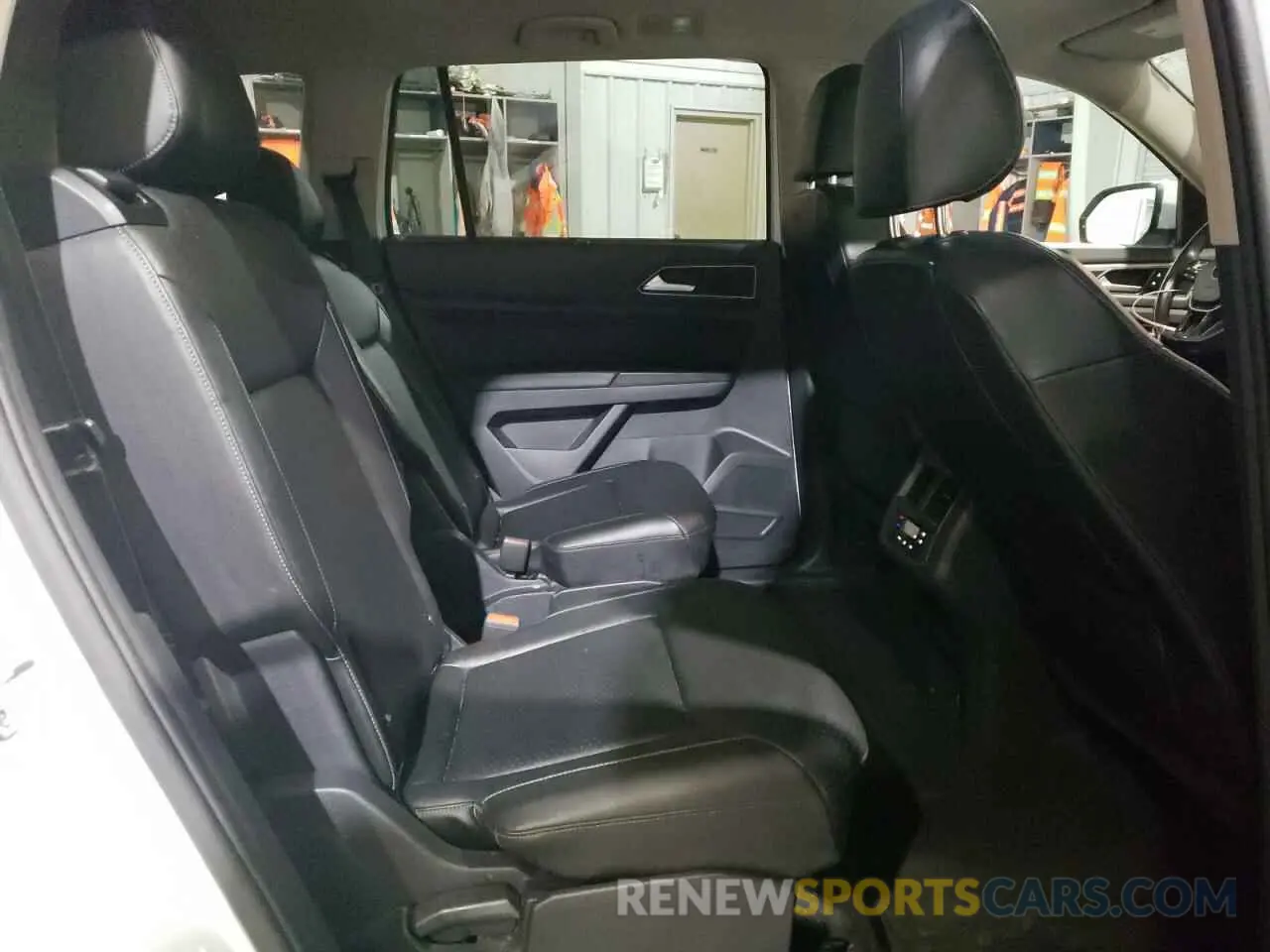 12 fotografías del automóvil dañado 1V2UR2CA6KC580782 VOLKSWAGEN ATLAS 2019