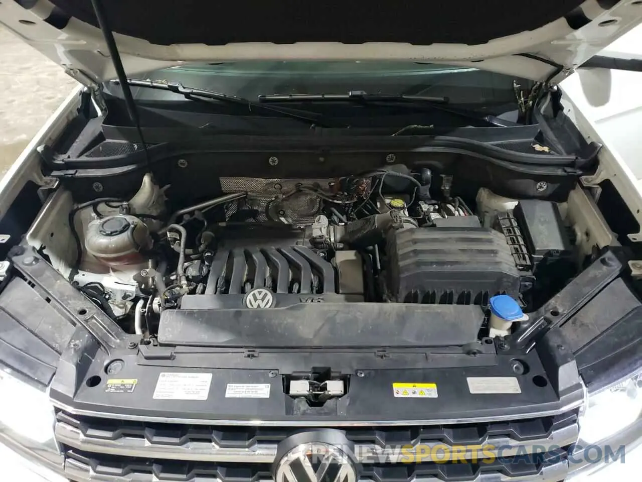 14 fotografías del automóvil dañado 1V2UR2CA6KC580782 VOLKSWAGEN ATLAS 2019