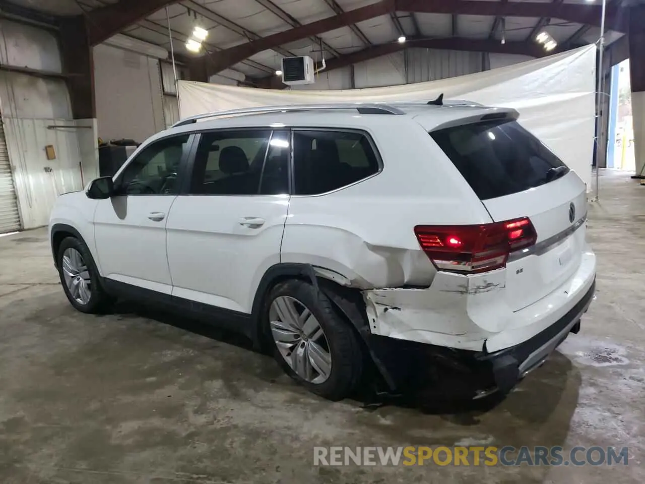 2 fotografías del automóvil dañado 1V2UR2CA6KC580782 VOLKSWAGEN ATLAS 2019