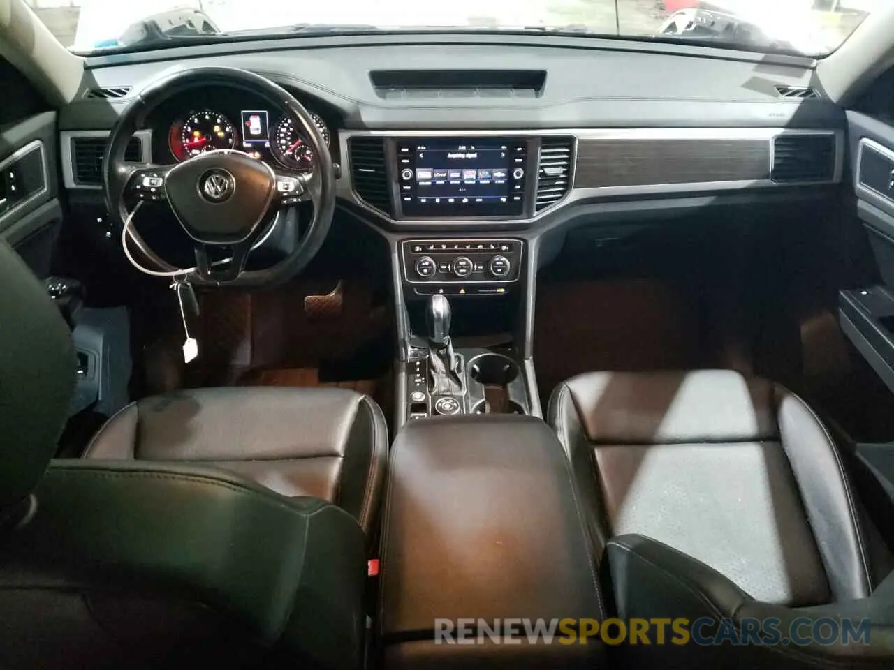 8 fotografías del automóvil dañado 1V2UR2CA6KC580782 VOLKSWAGEN ATLAS 2019
