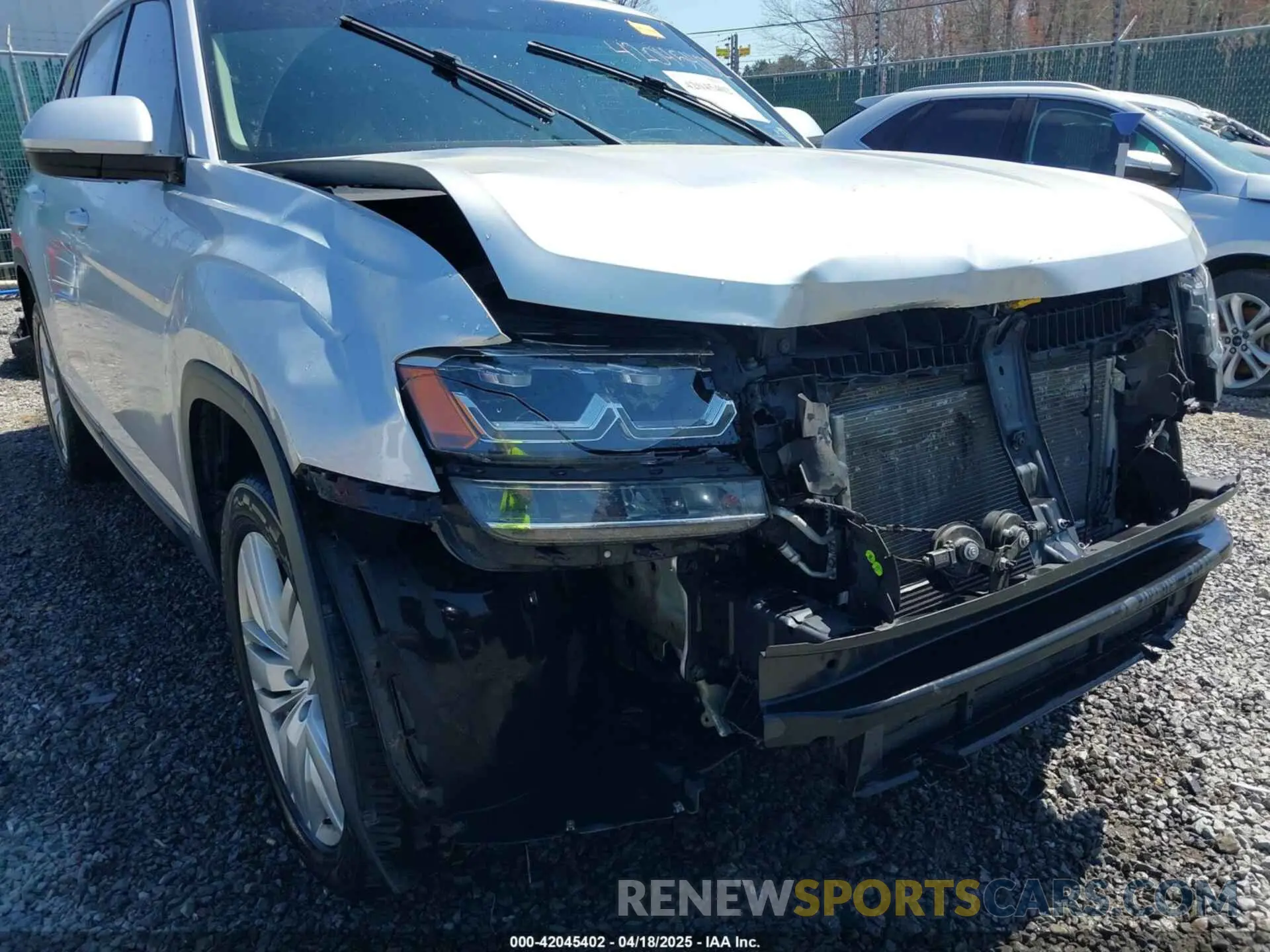 19 fotografías del automóvil dañado 1V2UR2CA7KC528108 VOLKSWAGEN ATLAS 2019