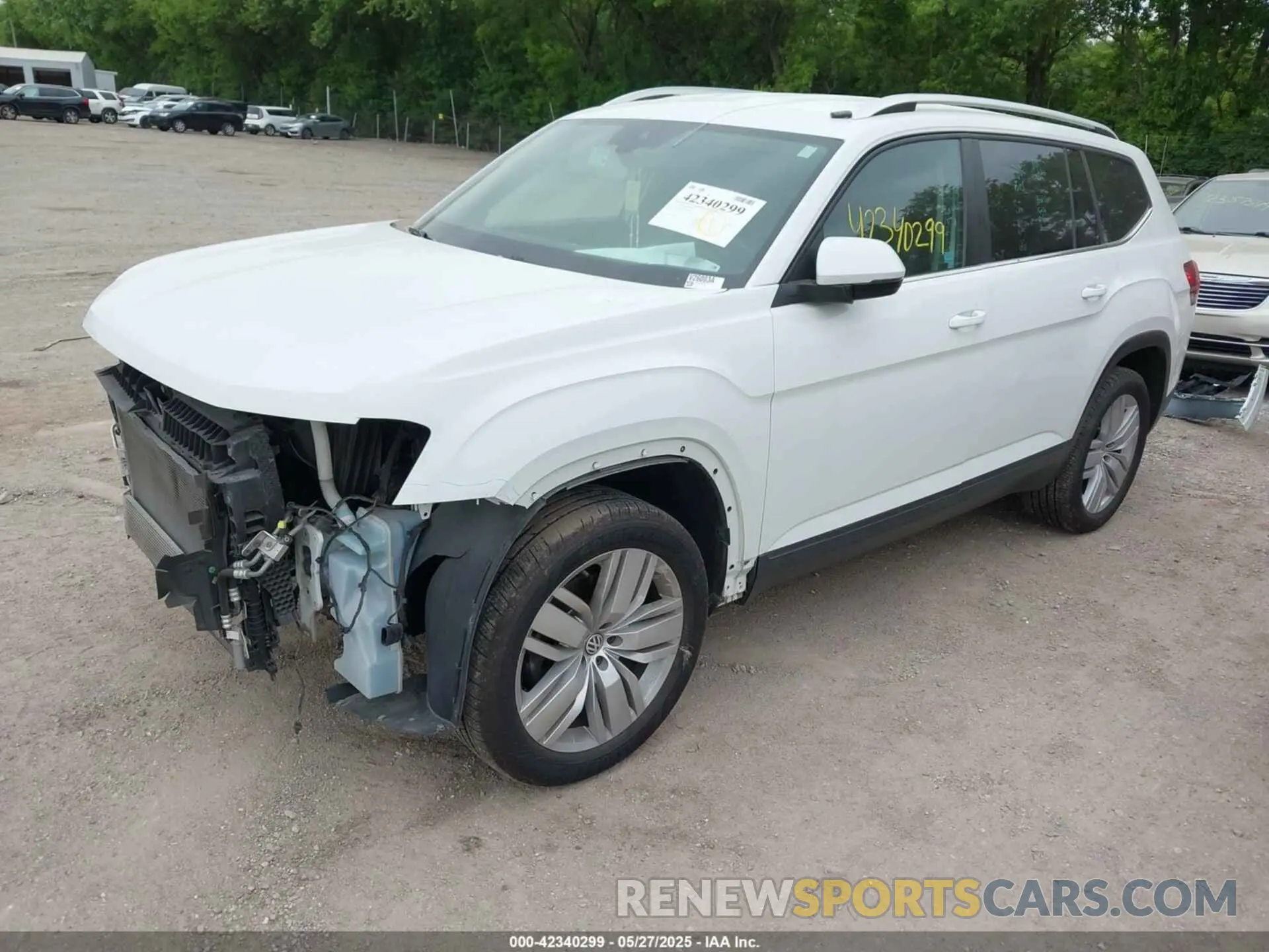 2 fotografías del automóvil dañado 1V2UR2CA9KC510726 VOLKSWAGEN ATLAS 2019