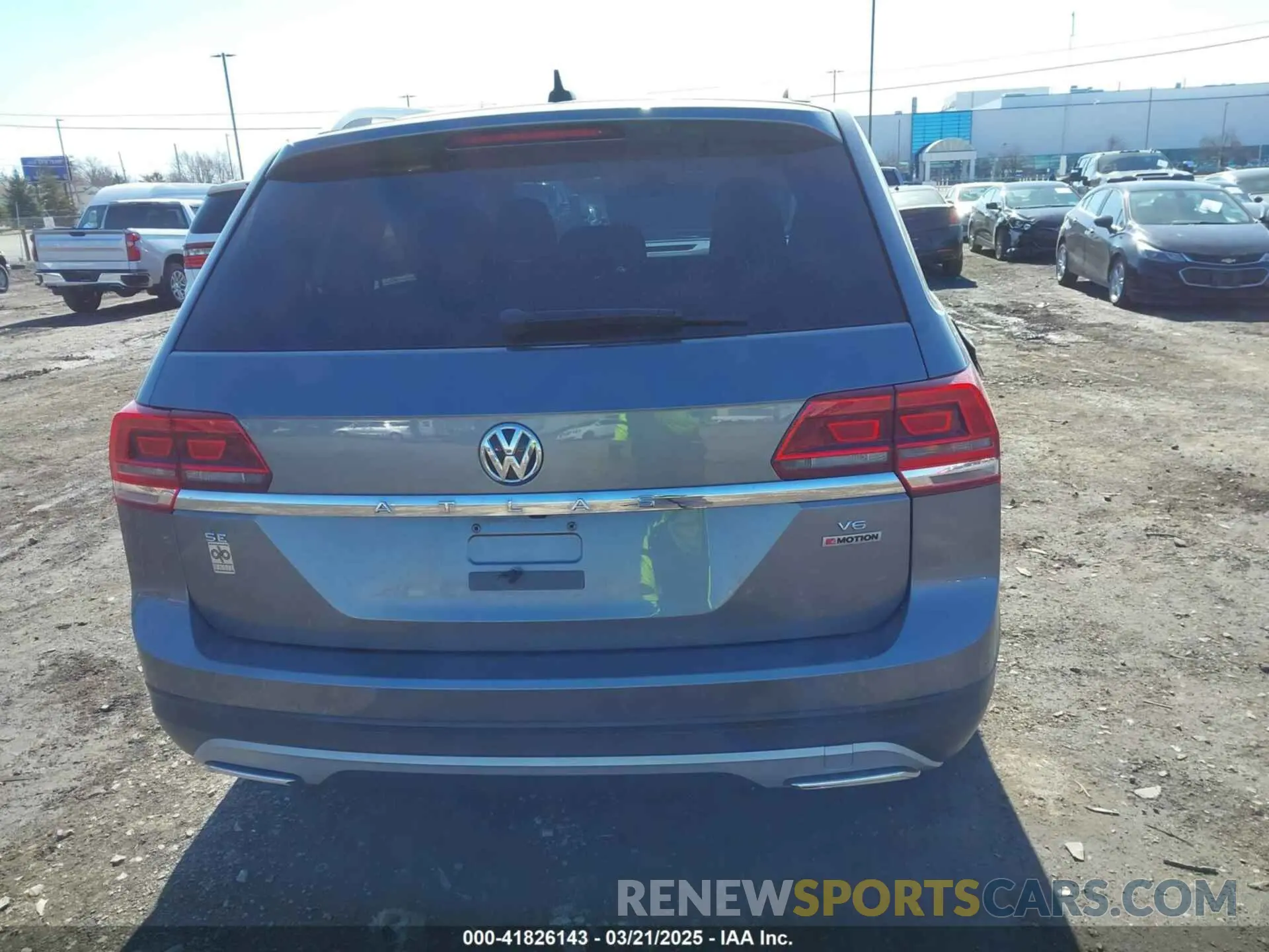 16 fotografías del automóvil dañado 1V2UR2CA9KC556024 VOLKSWAGEN ATLAS 2019
