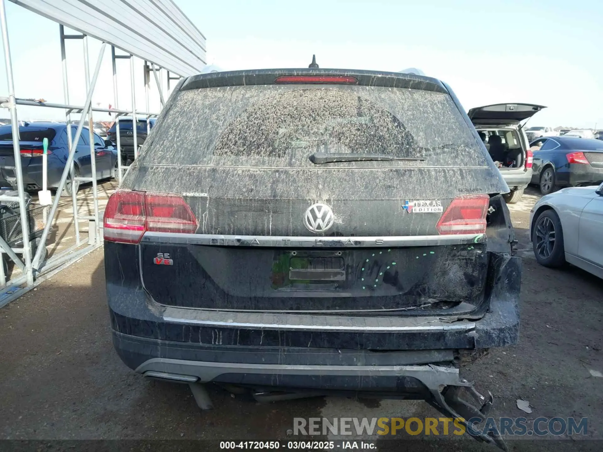 17 fotografías del automóvil dañado 1V2UR2CAXKC533741 VOLKSWAGEN ATLAS 2019