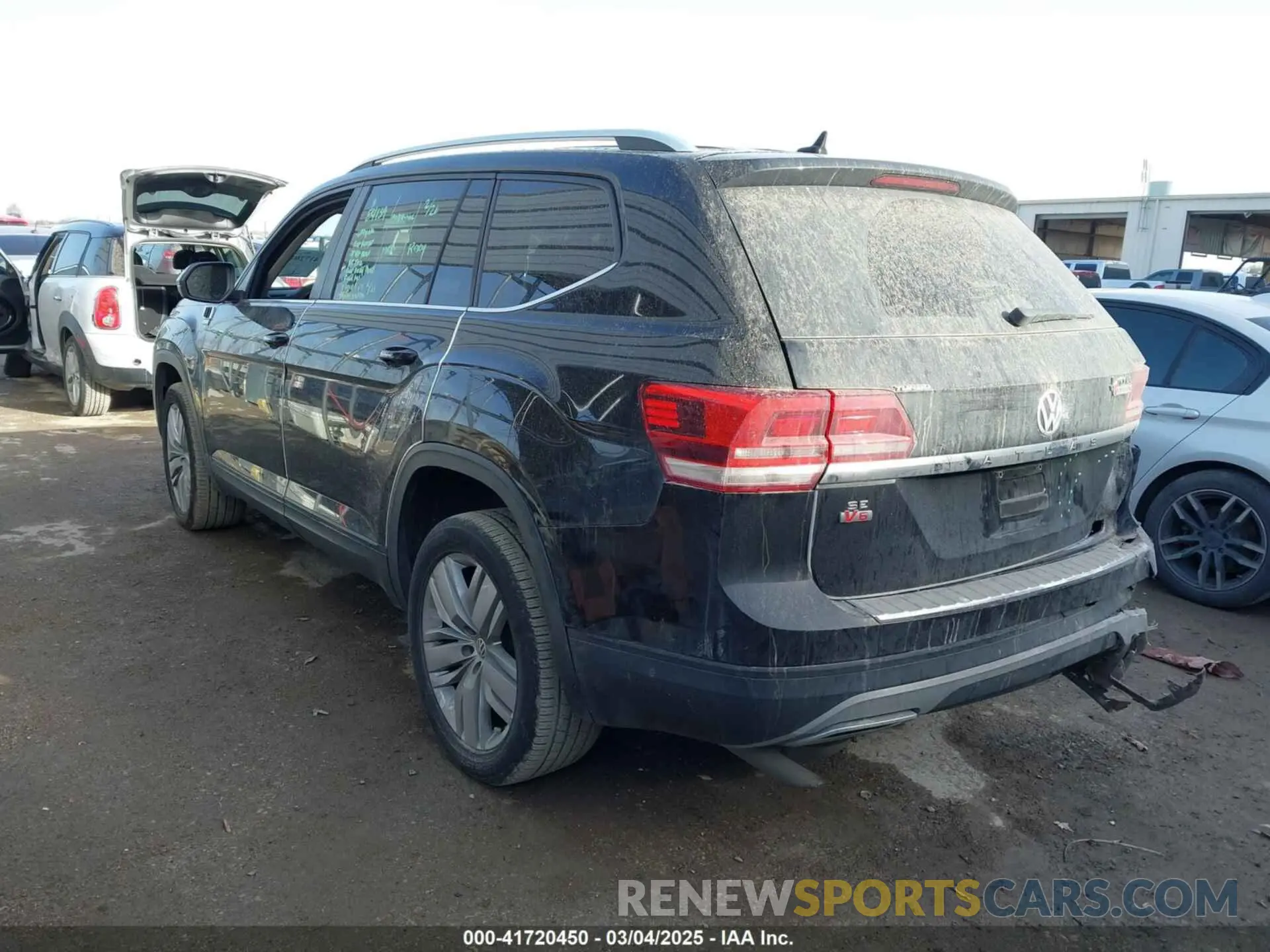 3 fotografías del automóvil dañado 1V2UR2CAXKC533741 VOLKSWAGEN ATLAS 2019