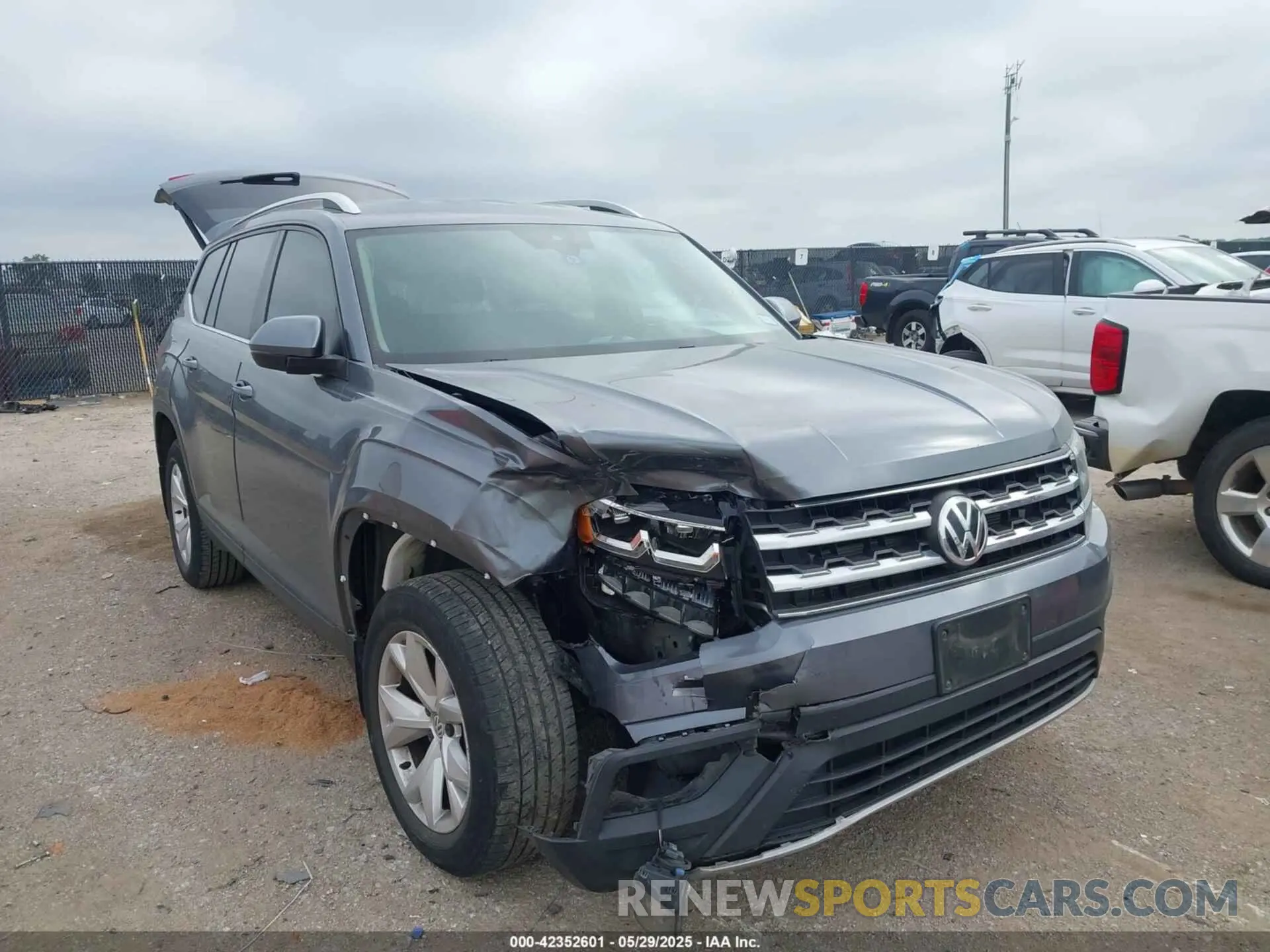 1 fotografías del automóvil dañado 1V2WP2CA1KC591364 VOLKSWAGEN ATLAS 2019