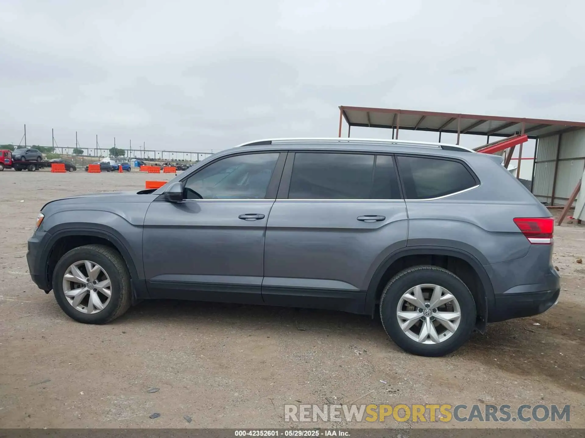 14 fotografías del automóvil dañado 1V2WP2CA1KC591364 VOLKSWAGEN ATLAS 2019