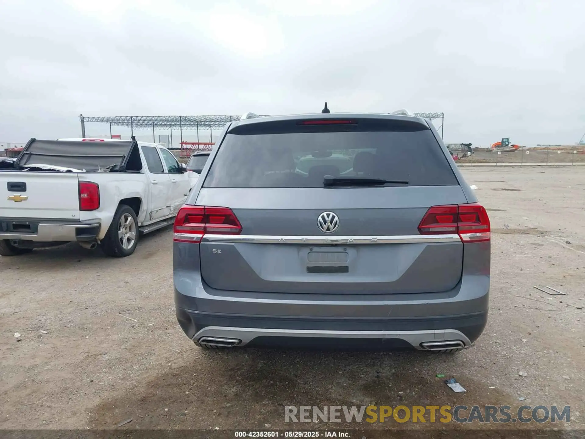 16 fotografías del automóvil dañado 1V2WP2CA1KC591364 VOLKSWAGEN ATLAS 2019
