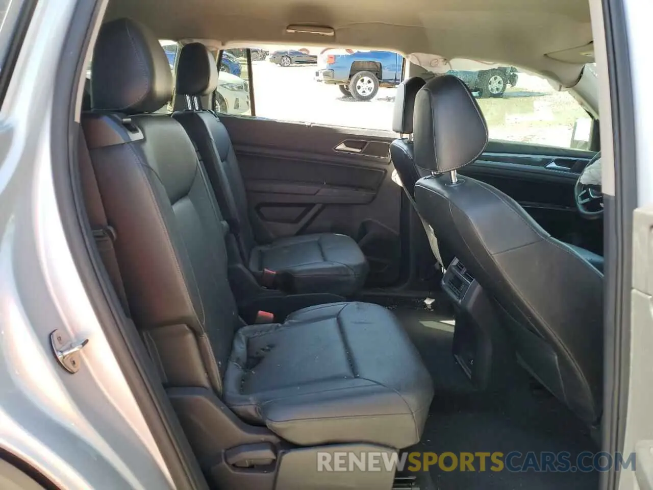 12 fotografías del automóvil dañado 1V2WP2CA4KC577877 VOLKSWAGEN ATLAS 2019