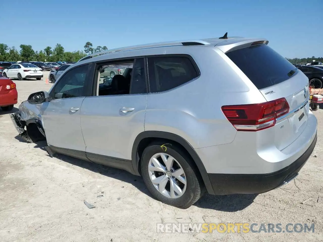 2 fotografías del automóvil dañado 1V2WP2CA4KC577877 VOLKSWAGEN ATLAS 2019