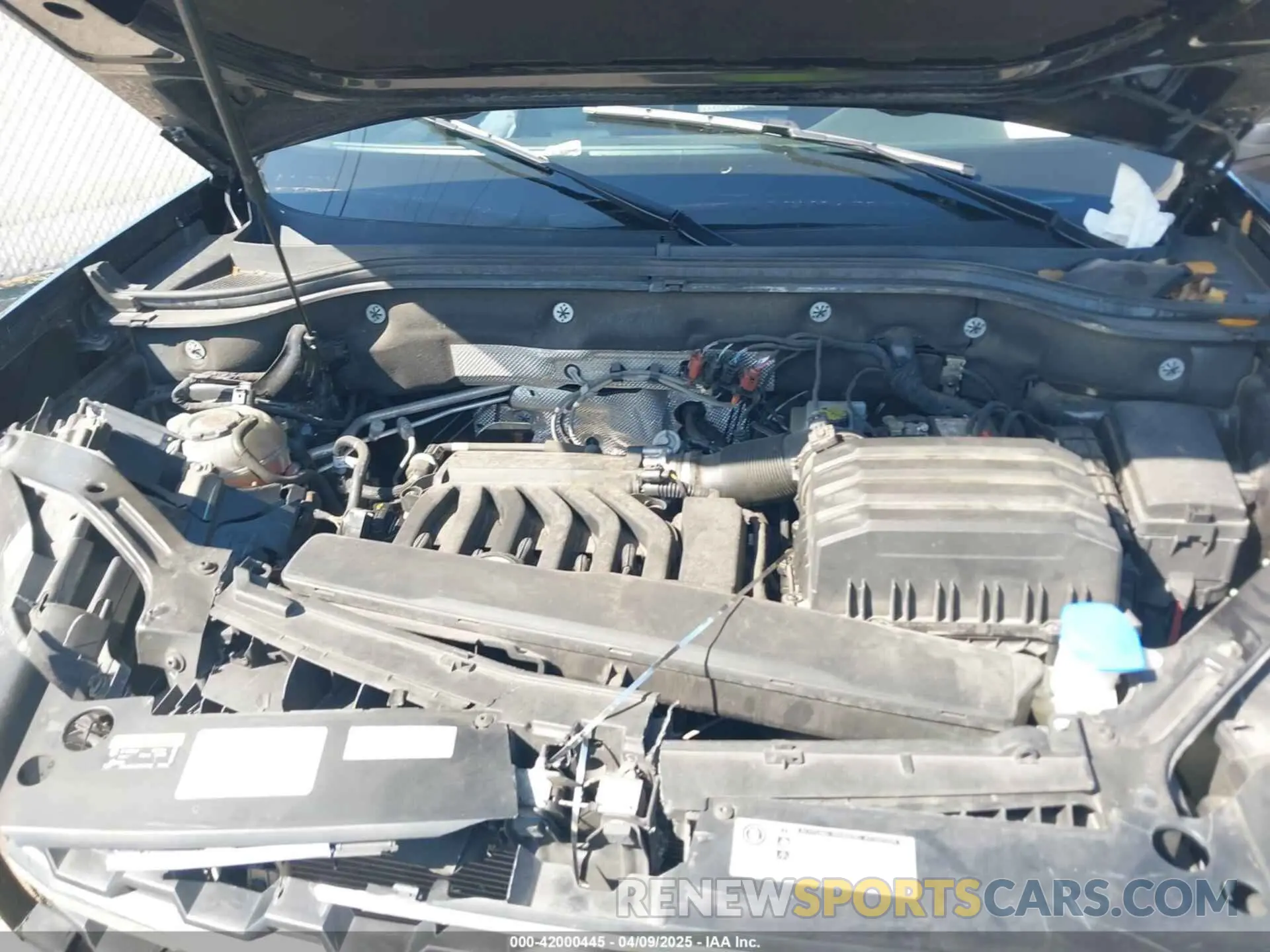 10 fotografías del automóvil dañado 1V2WR2CA1KC502998 VOLKSWAGEN ATLAS 2019