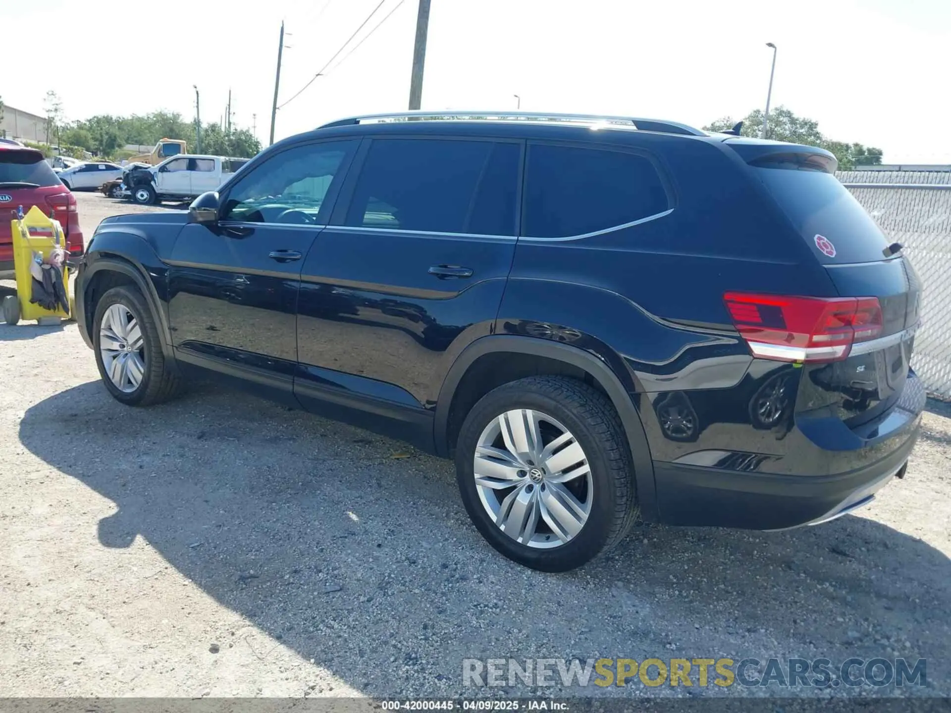 3 fotografías del automóvil dañado 1V2WR2CA1KC502998 VOLKSWAGEN ATLAS 2019