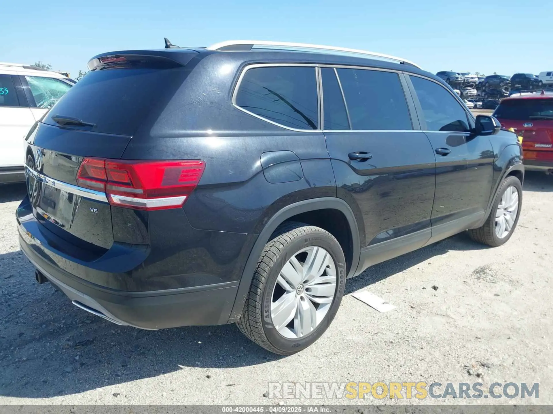 4 fotografías del automóvil dañado 1V2WR2CA1KC502998 VOLKSWAGEN ATLAS 2019
