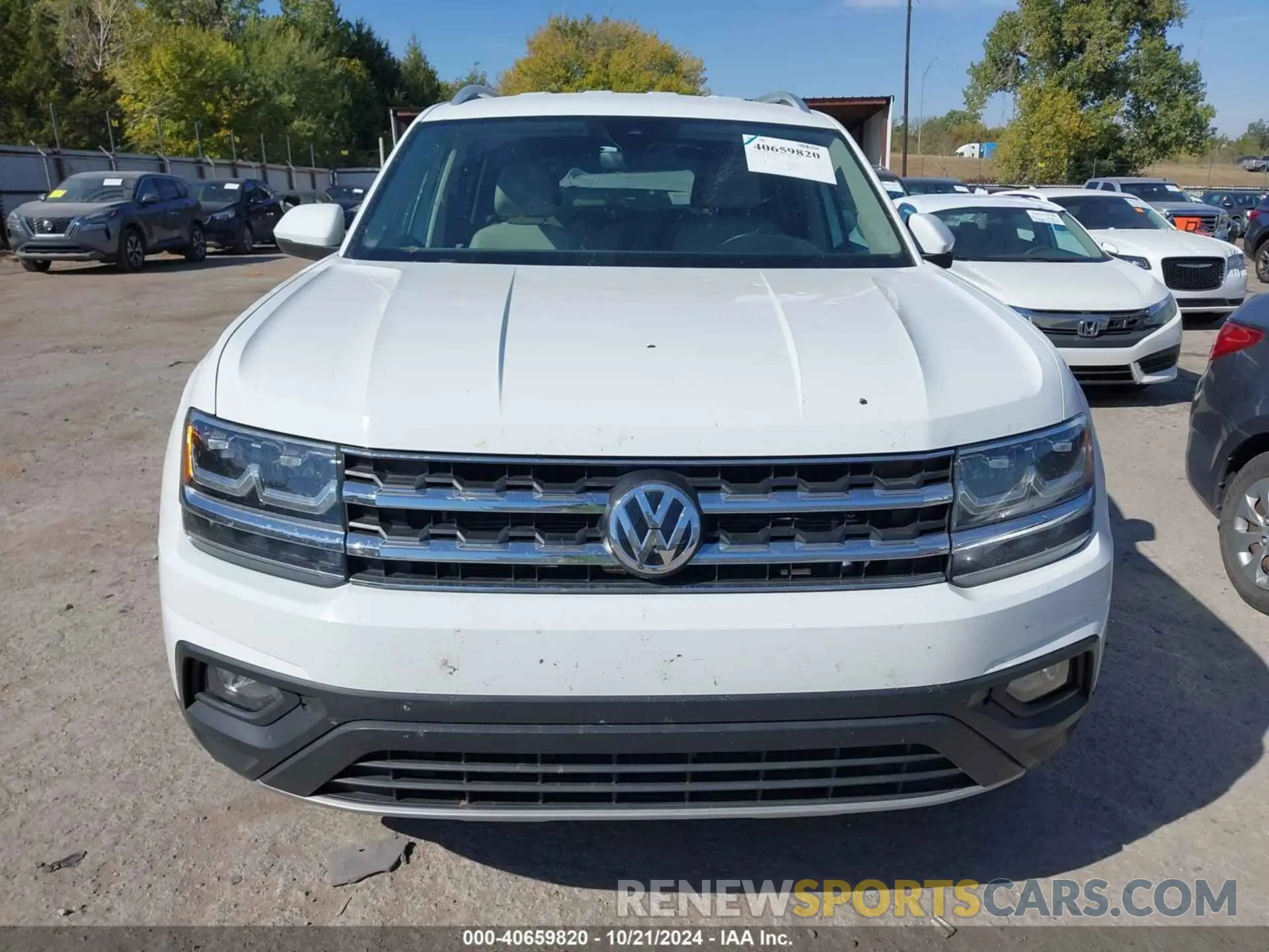 12 fotografías del automóvil dañado 1V2WR2CA1KC545124 VOLKSWAGEN ATLAS 2019