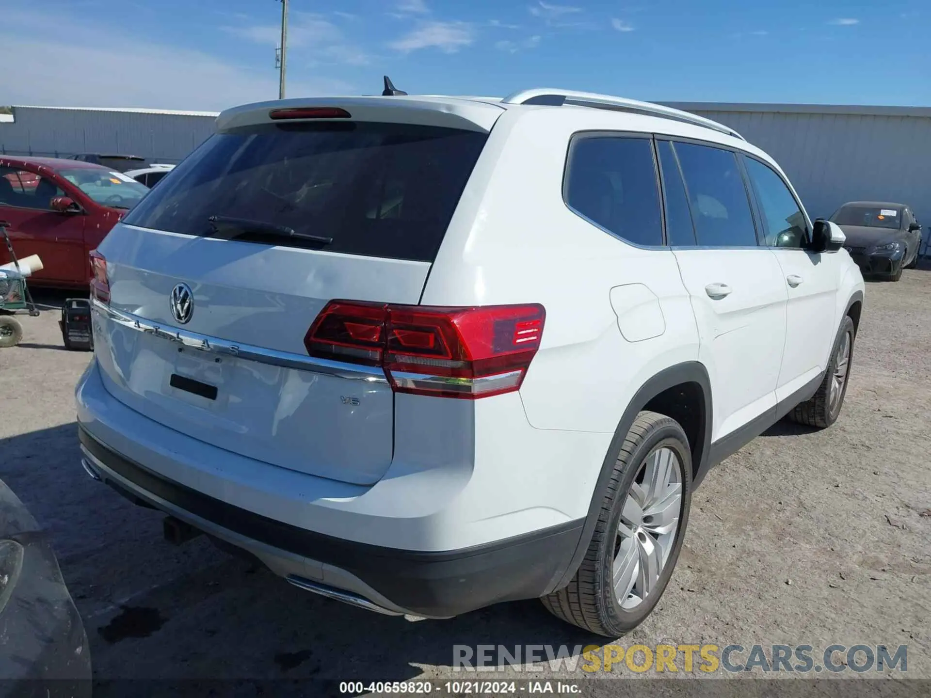 4 fotografías del automóvil dañado 1V2WR2CA1KC545124 VOLKSWAGEN ATLAS 2019