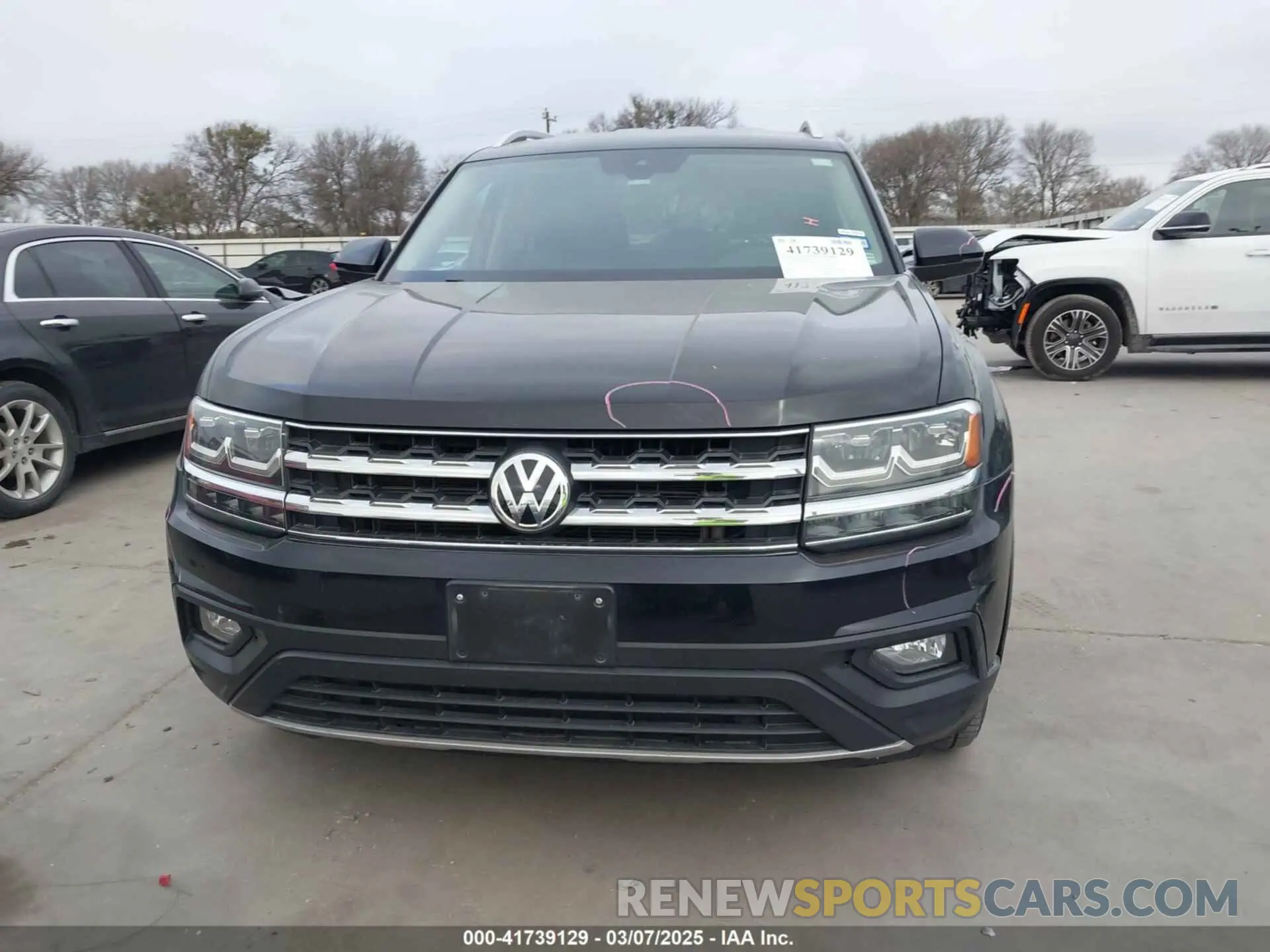 12 fotografías del automóvil dañado 1V2WR2CA1KC560593 VOLKSWAGEN ATLAS 2019