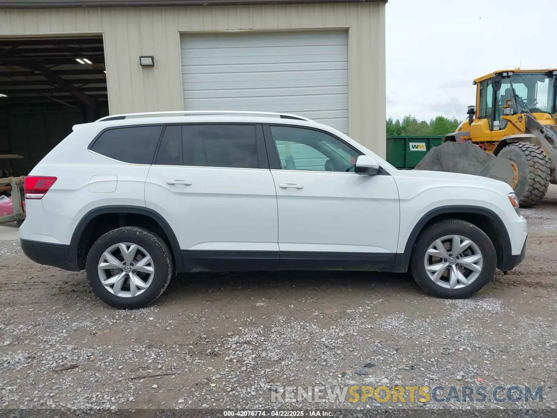 12 fotografías del automóvil dañado 1V2WR2CA2KC545696 VOLKSWAGEN ATLAS 2019