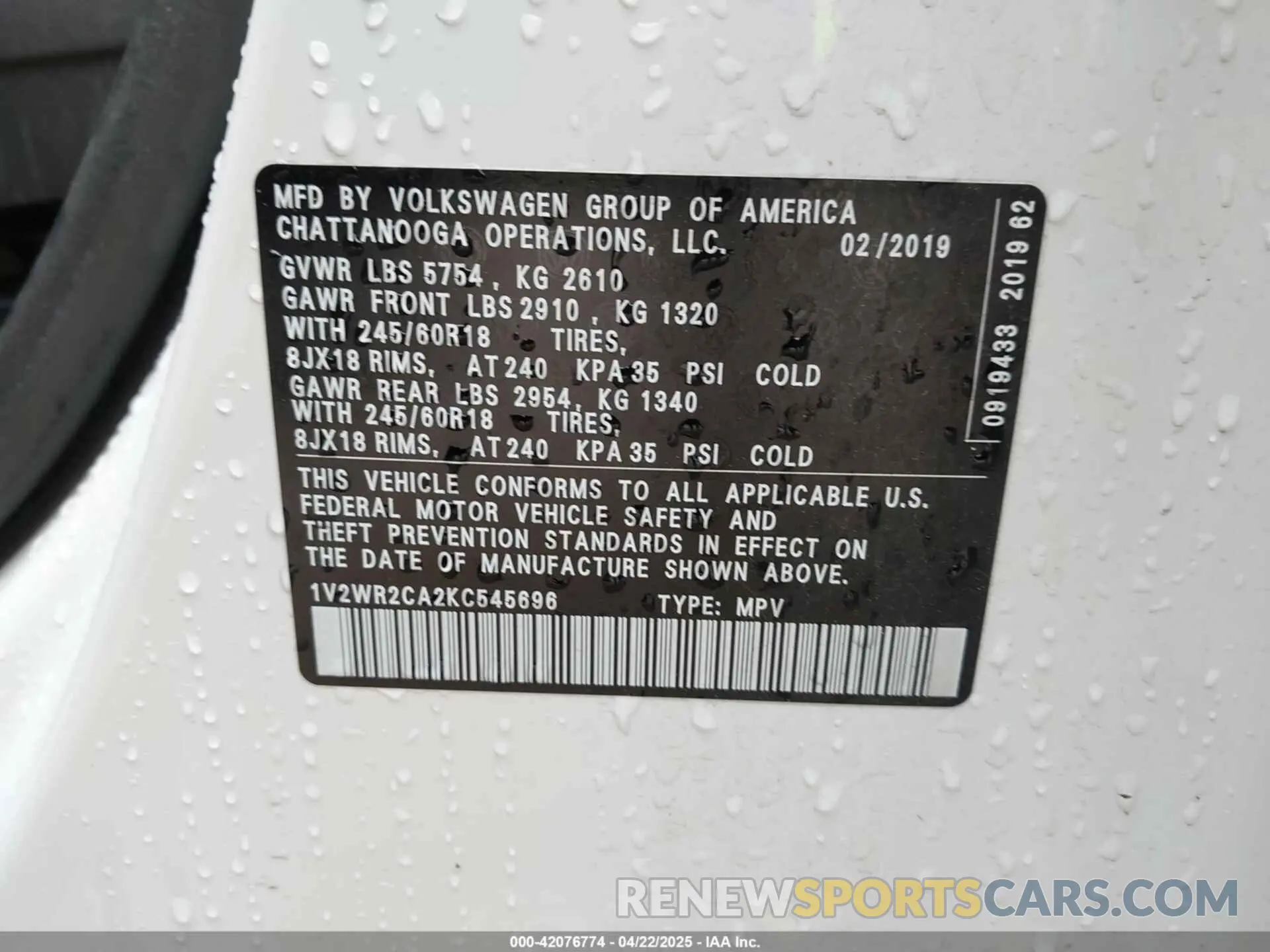 9 fotografías del automóvil dañado 1V2WR2CA2KC545696 VOLKSWAGEN ATLAS 2019