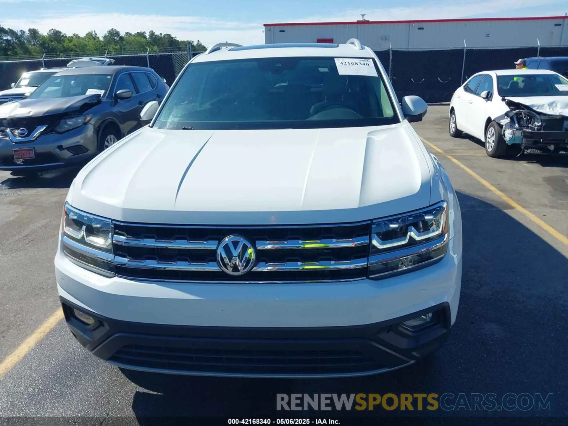 13 fotografías del automóvil dañado 1V2WR2CA3KC503490 VOLKSWAGEN ATLAS 2019
