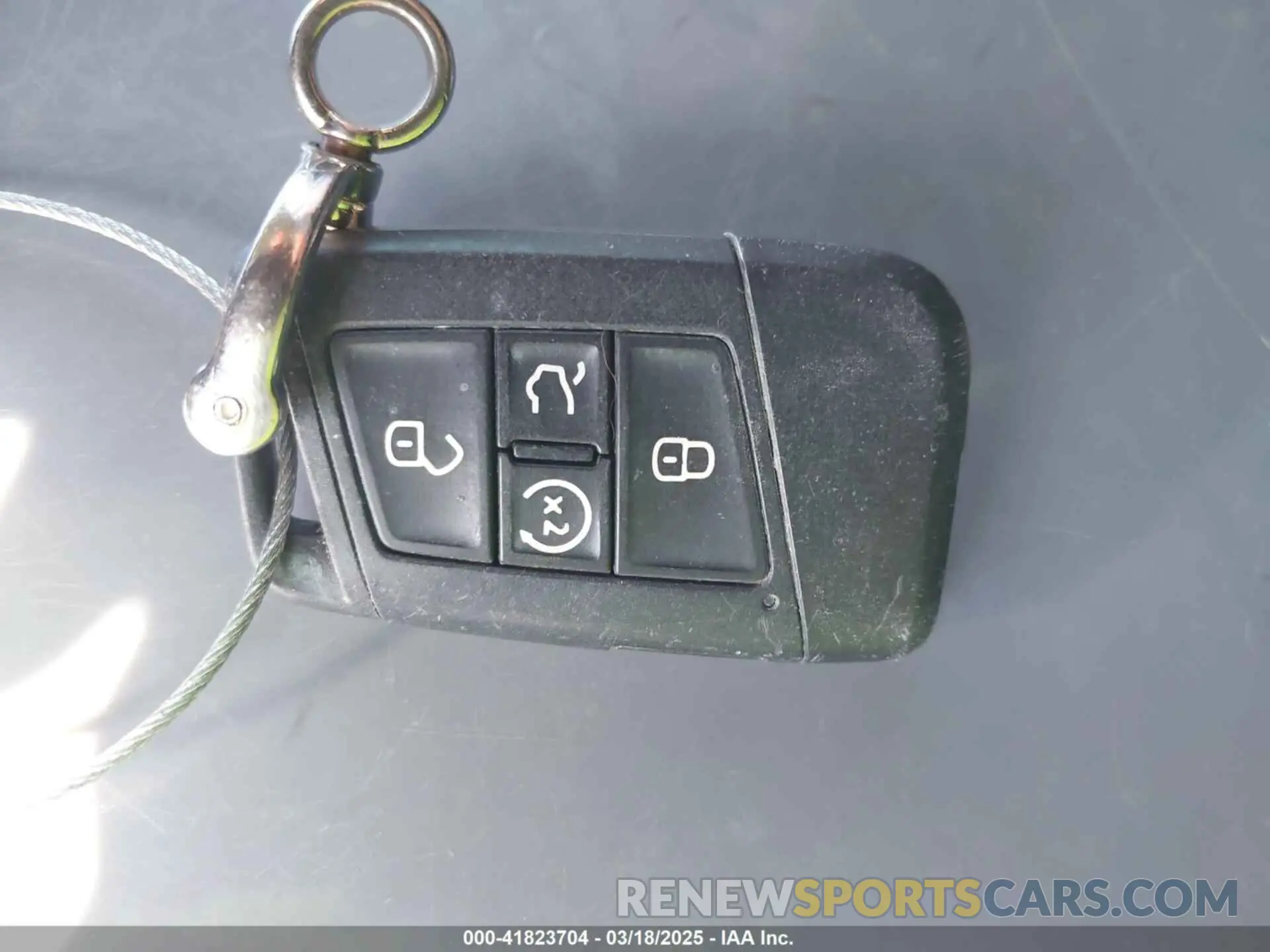 11 fotografías del automóvil dañado 1V2WR2CA6KC560718 VOLKSWAGEN ATLAS 2019