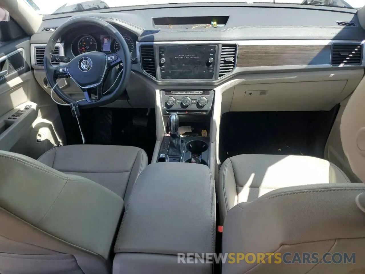8 fotografías del automóvil dañado 1V2WR2CA7KC598569 VOLKSWAGEN ATLAS 2019