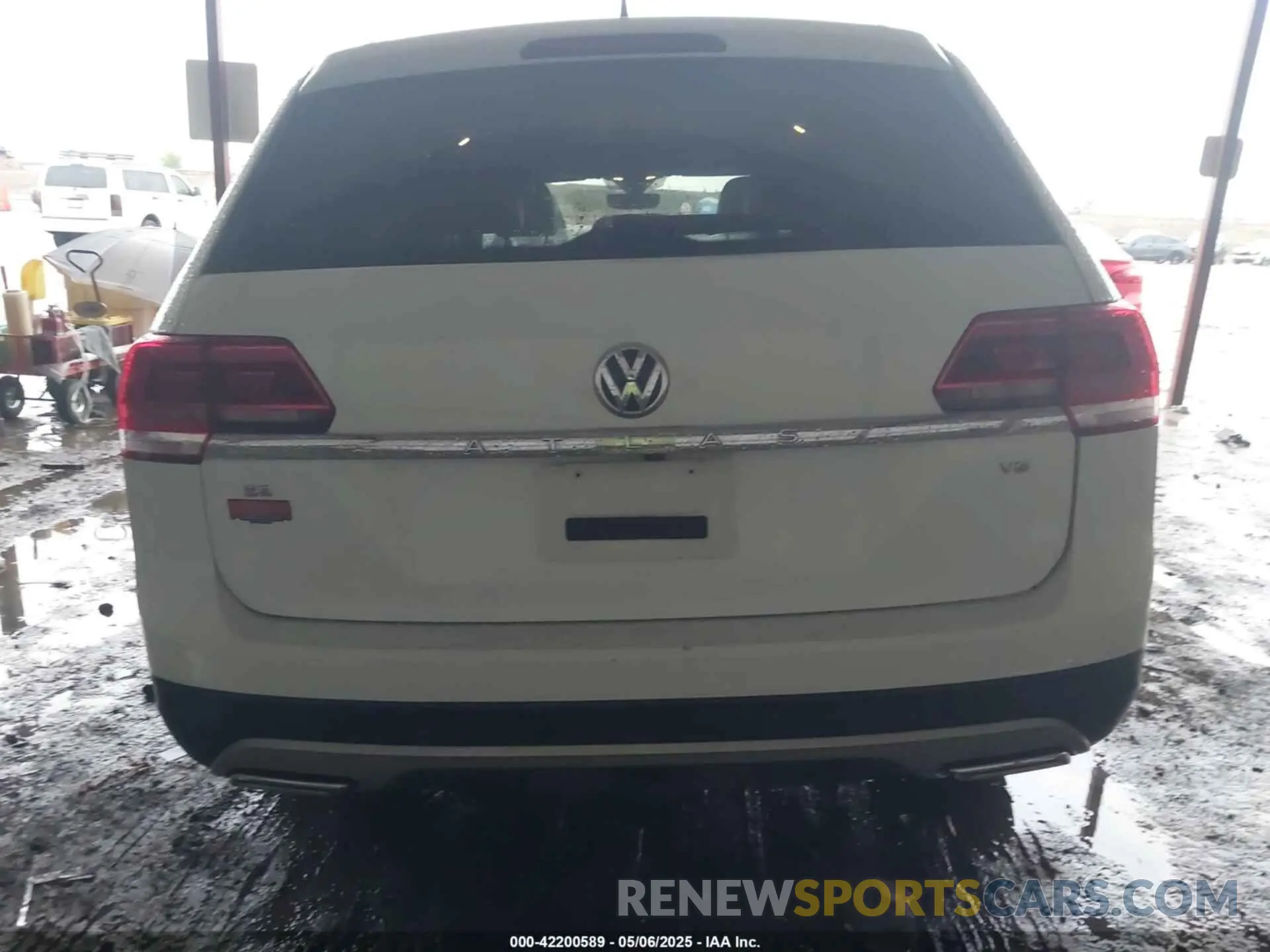 17 fotografías del automóvil dañado 1V2WR2CA8KC526036 VOLKSWAGEN ATLAS 2019