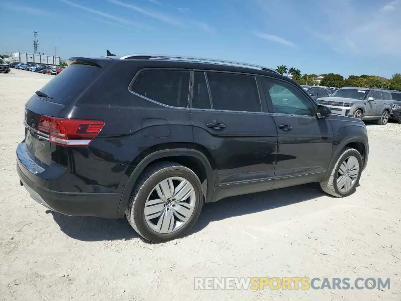 3 fotografías del automóvil dañado 1V2WR2CA9KC608647 VOLKSWAGEN ATLAS 2019