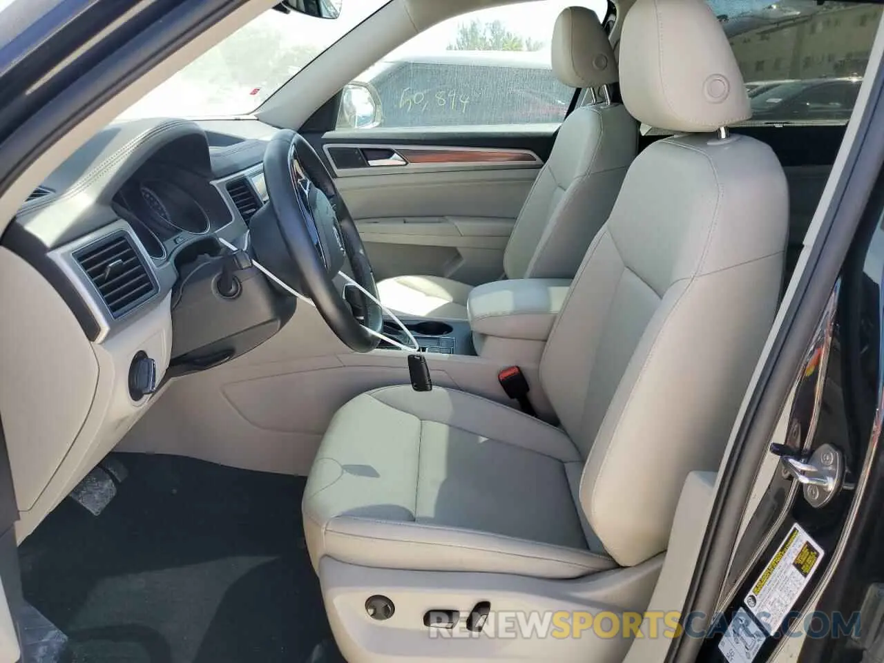 7 fotografías del automóvil dañado 1V2WR2CA9KC608647 VOLKSWAGEN ATLAS 2019