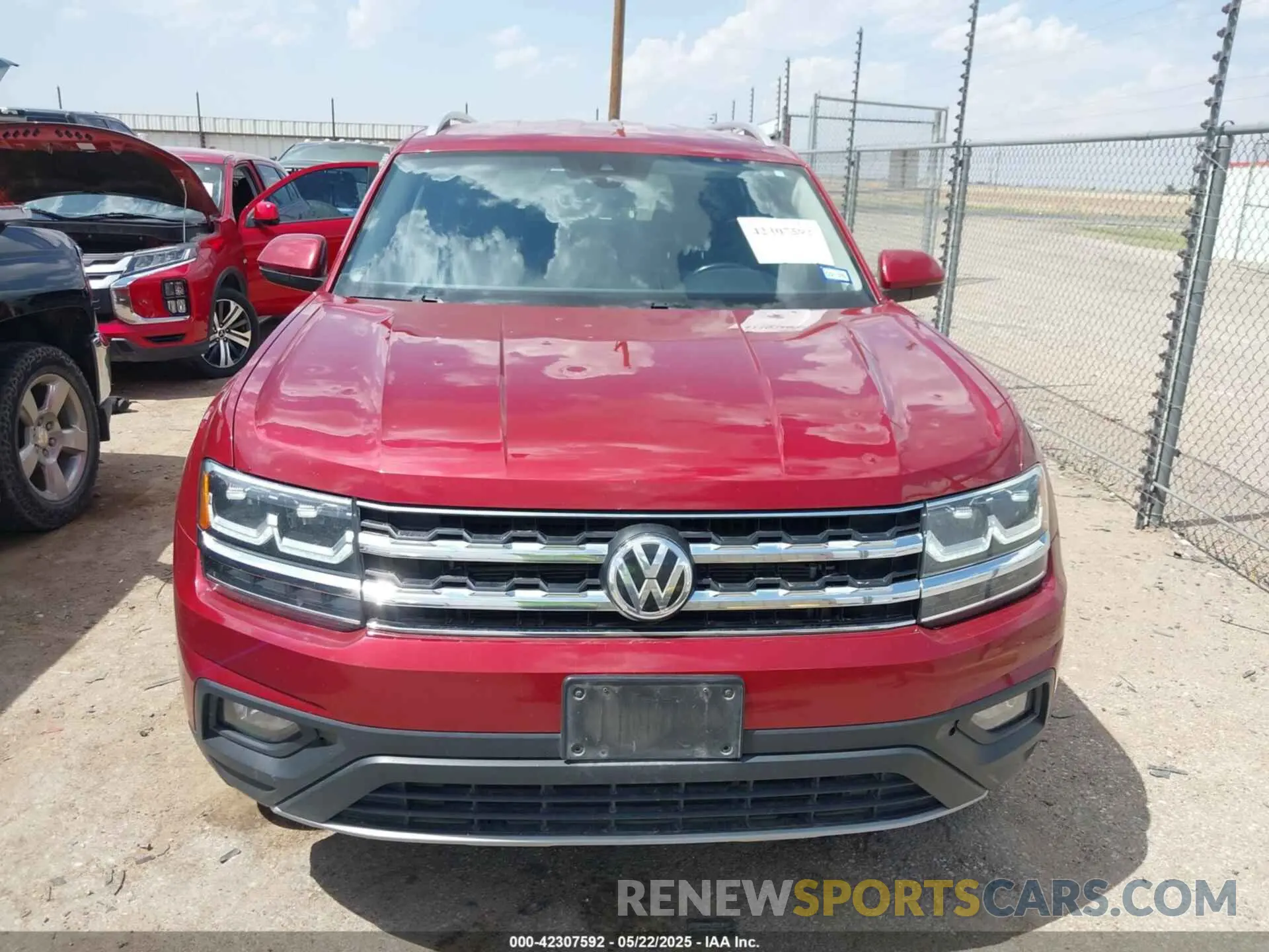 12 fotografías del automóvil dañado 1V2WR2CAXKC563315 VOLKSWAGEN ATLAS 2019