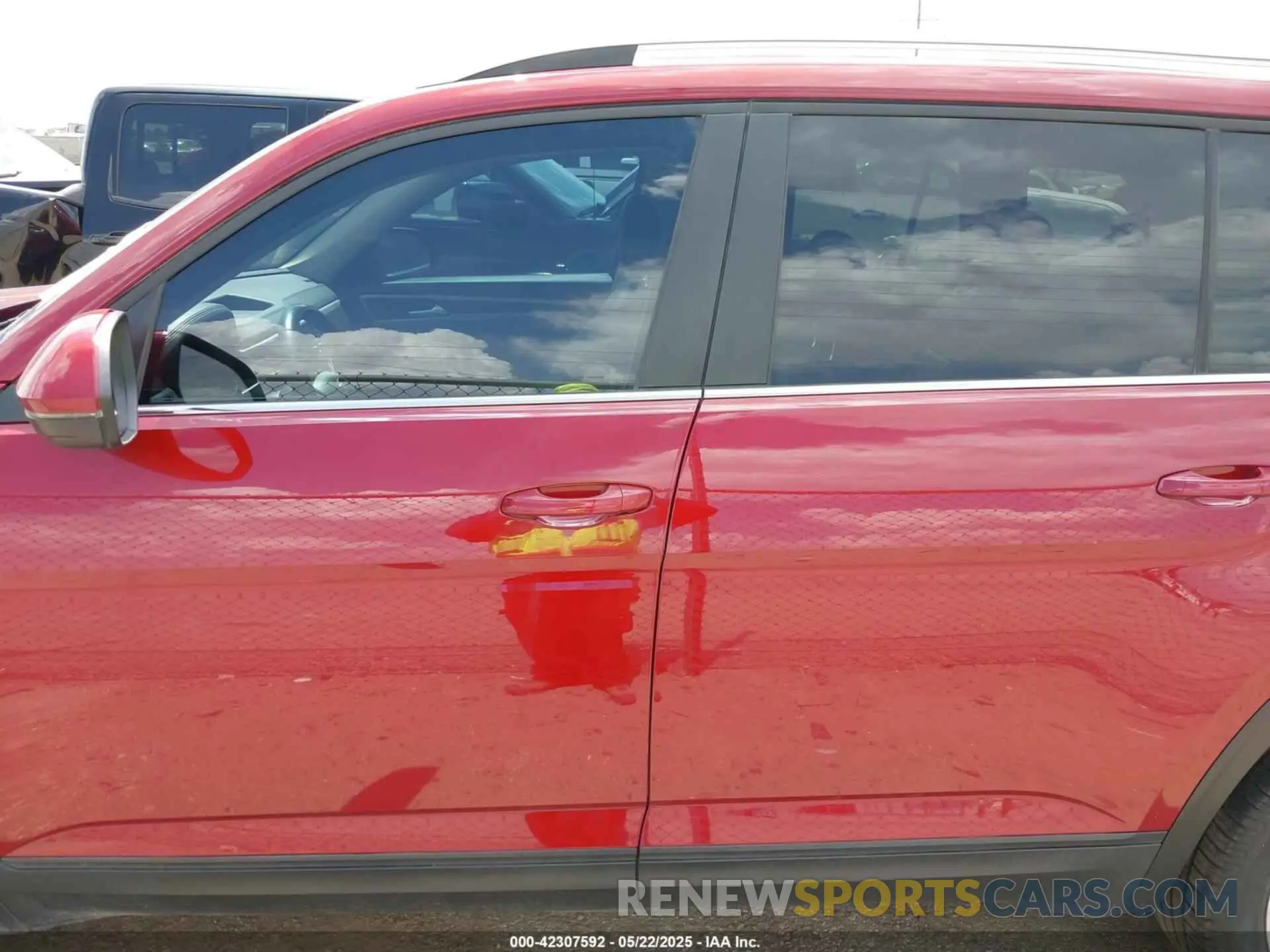 14 fotografías del automóvil dañado 1V2WR2CAXKC563315 VOLKSWAGEN ATLAS 2019