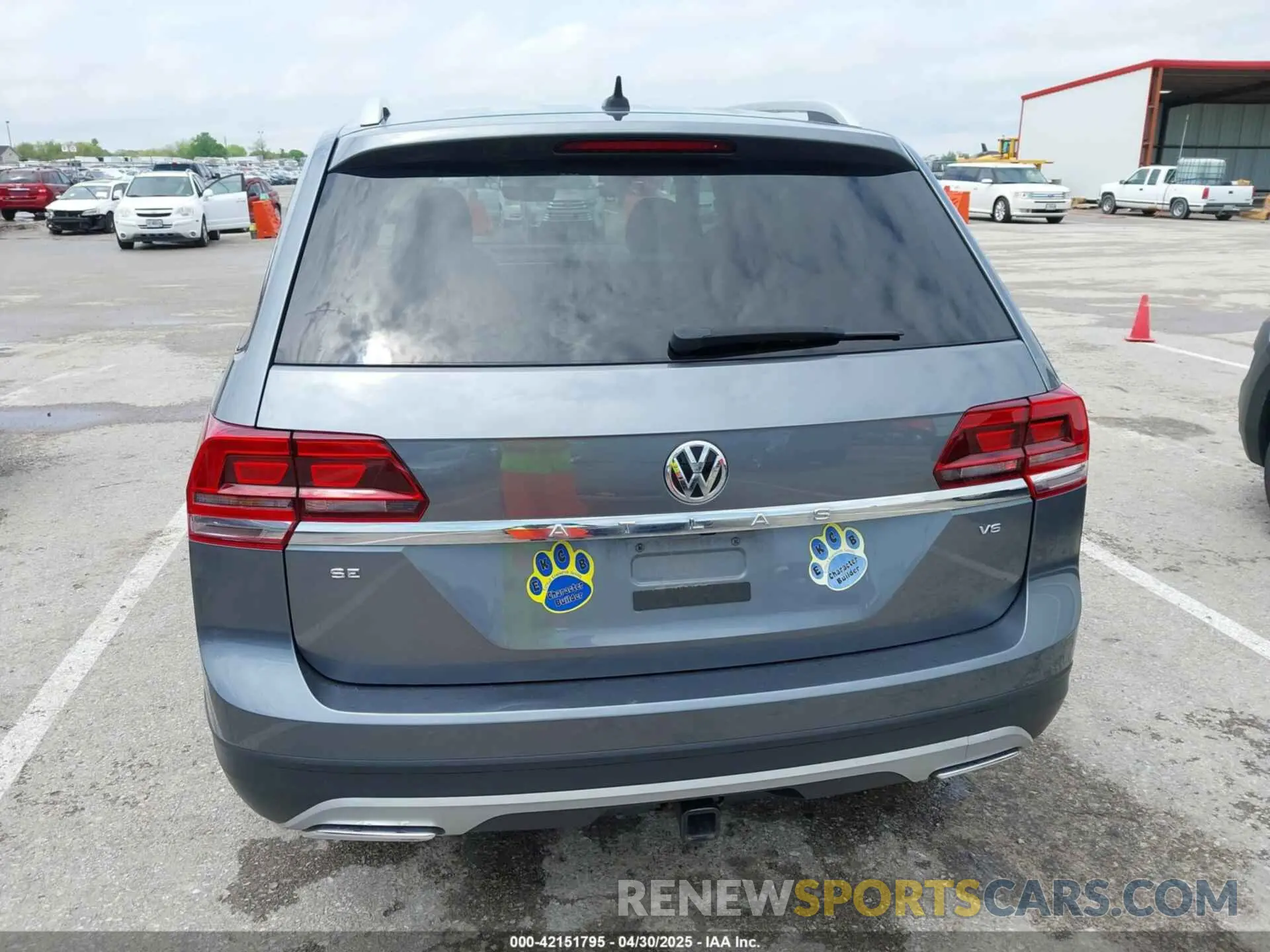 16 fotografías del automóvil dañado 1V2WR2CAXKC611864 VOLKSWAGEN ATLAS 2019